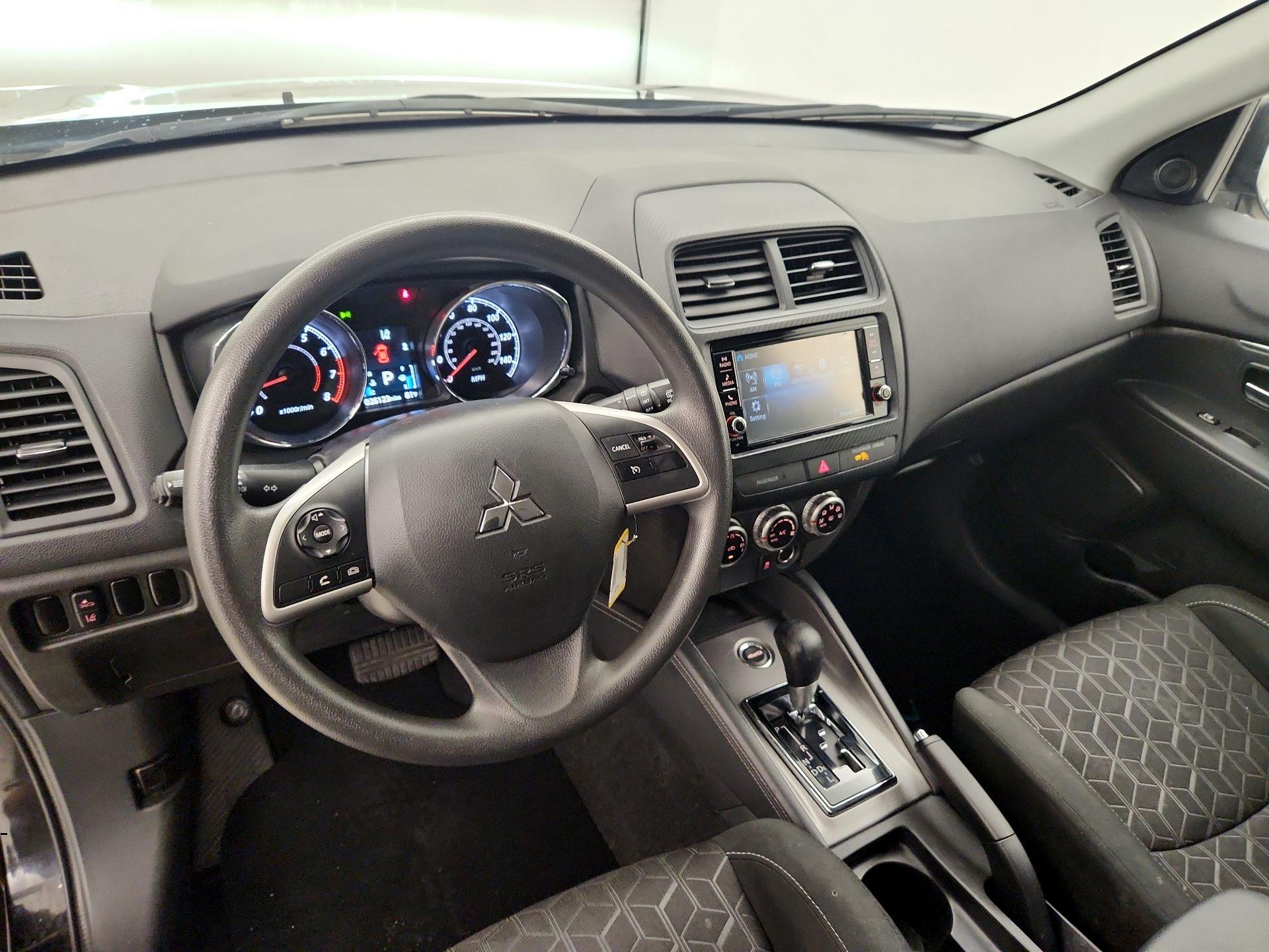 Thumbnail: 2024 Mitsubishi Outlander Sport - 9