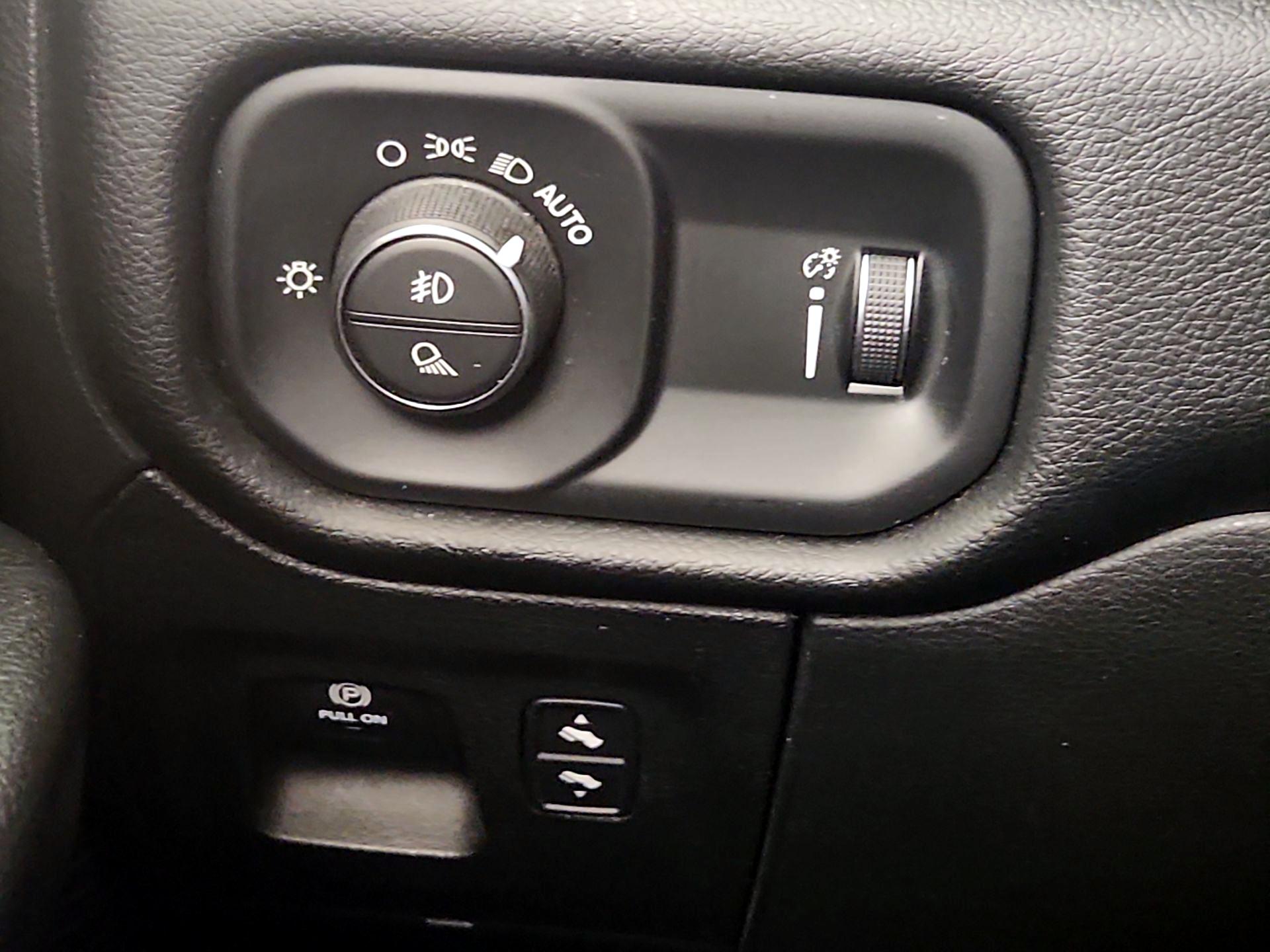 Thumbnail: 2022 RAM 1500 - 13