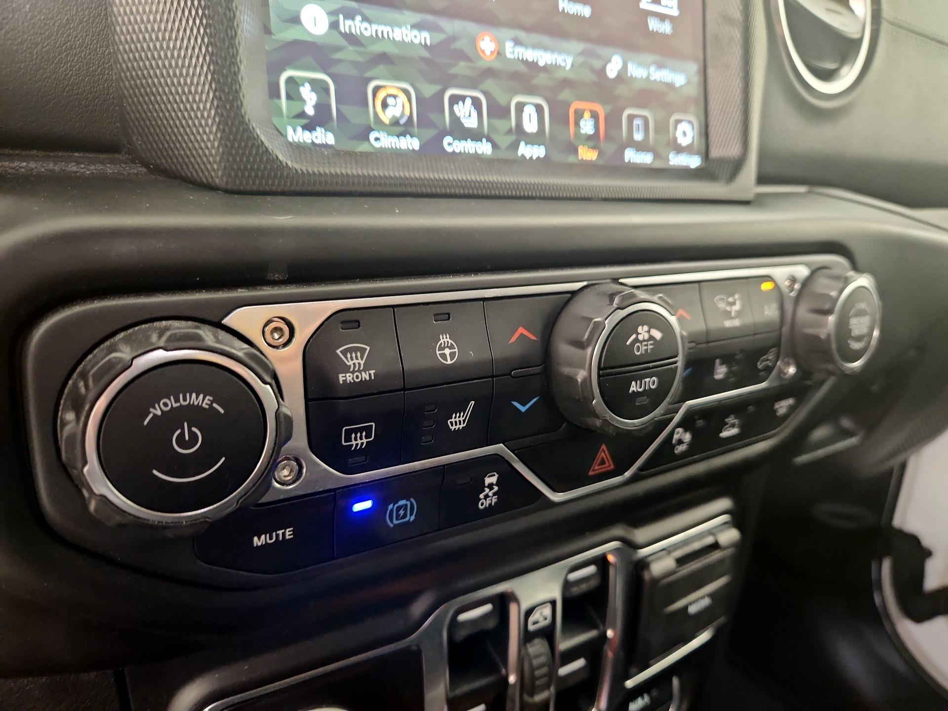 Thumbnail: 2021 Jeep Wrangler - 17