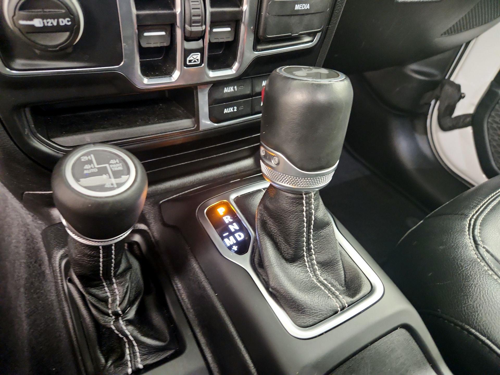 Thumbnail: 2021 Jeep Wrangler - 18
