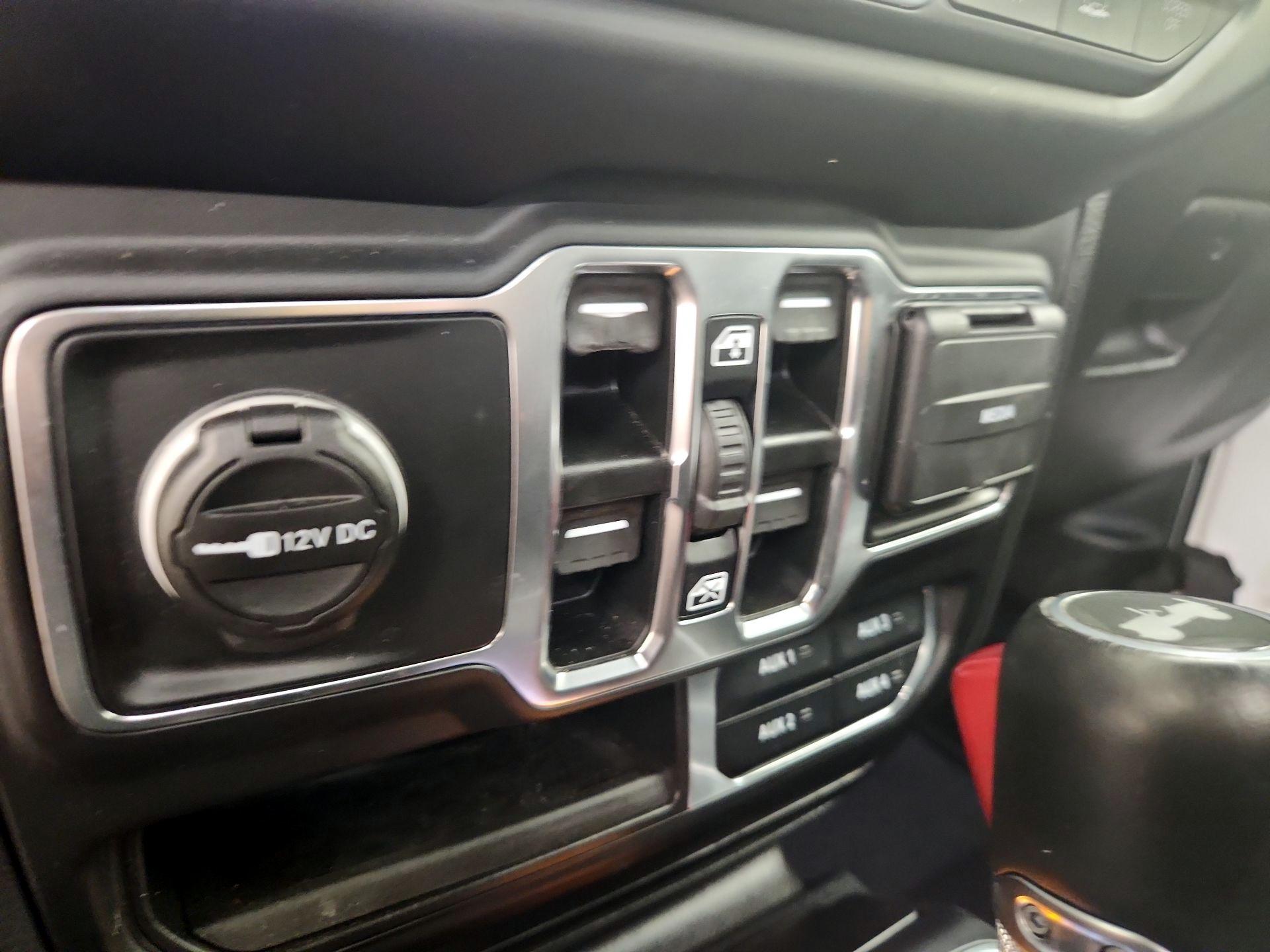 Thumbnail: 2021 Jeep Wrangler - 19