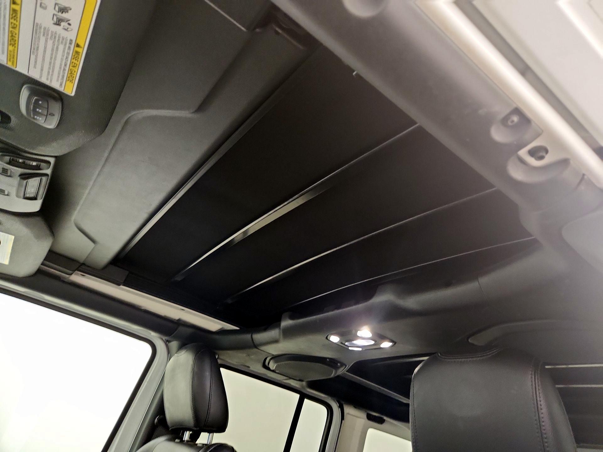 Thumbnail: 2021 Jeep Wrangler - 20