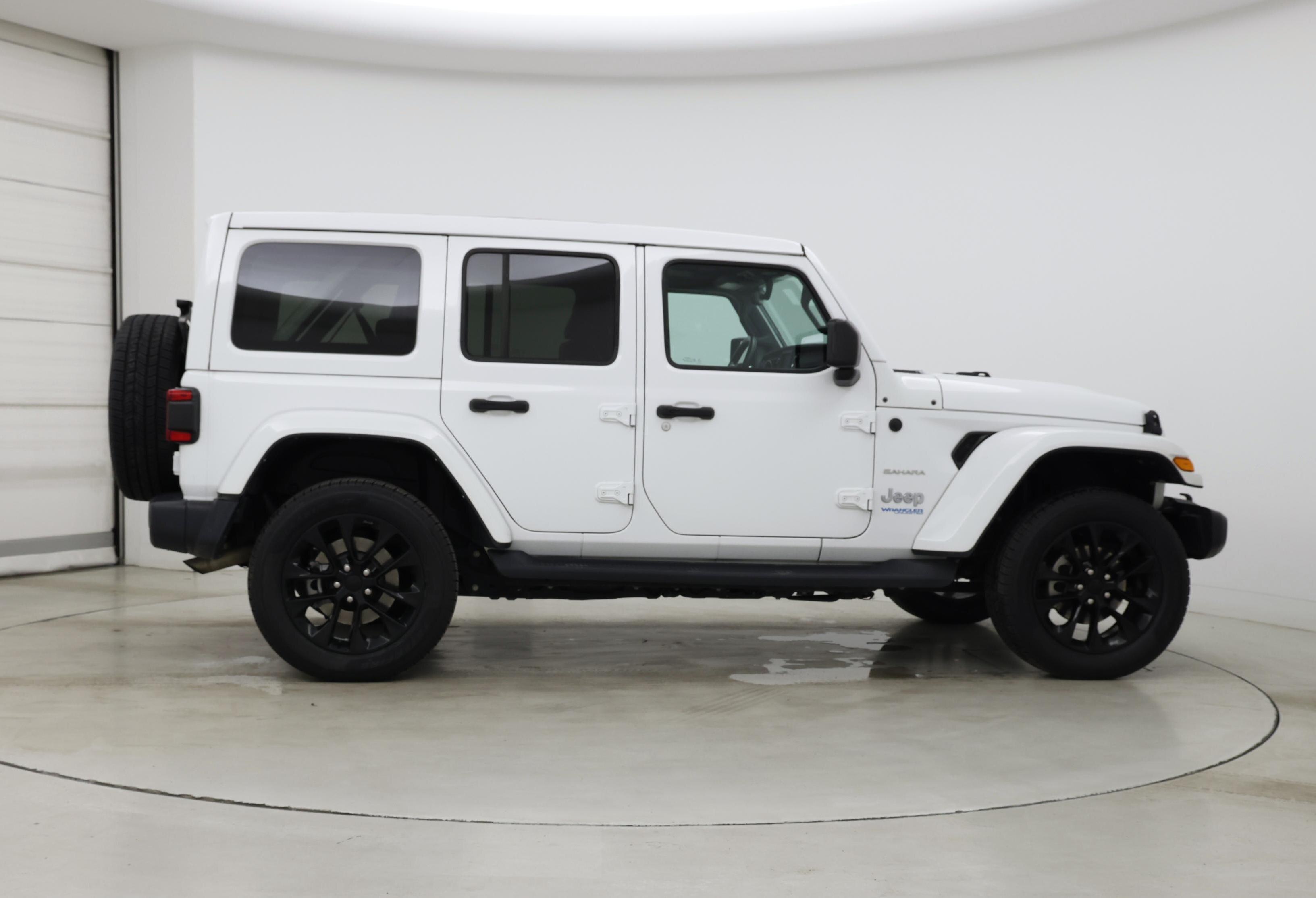 Thumbnail: 2021 Jeep Wrangler - 7