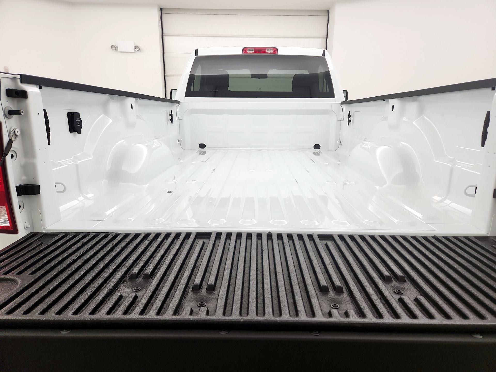 Thumbnail: 2023 RAM 1500 Classic - 19