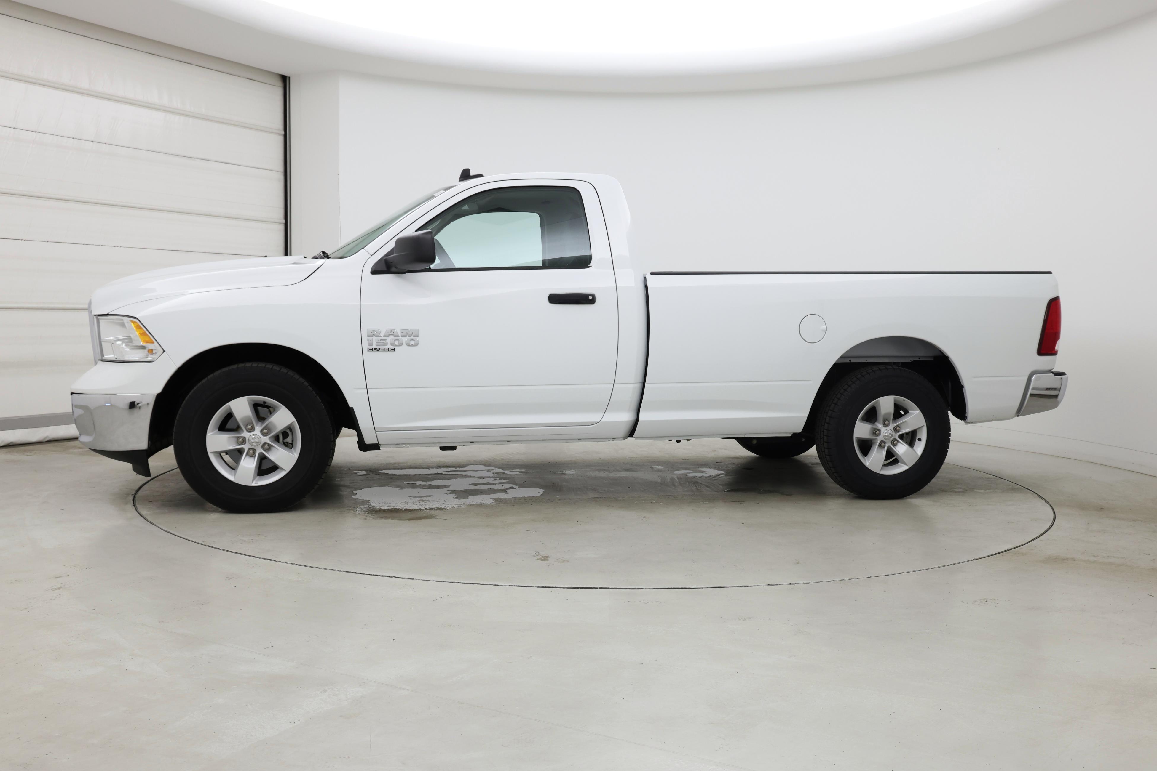 Thumbnail: 2023 RAM 1500 Classic - 3