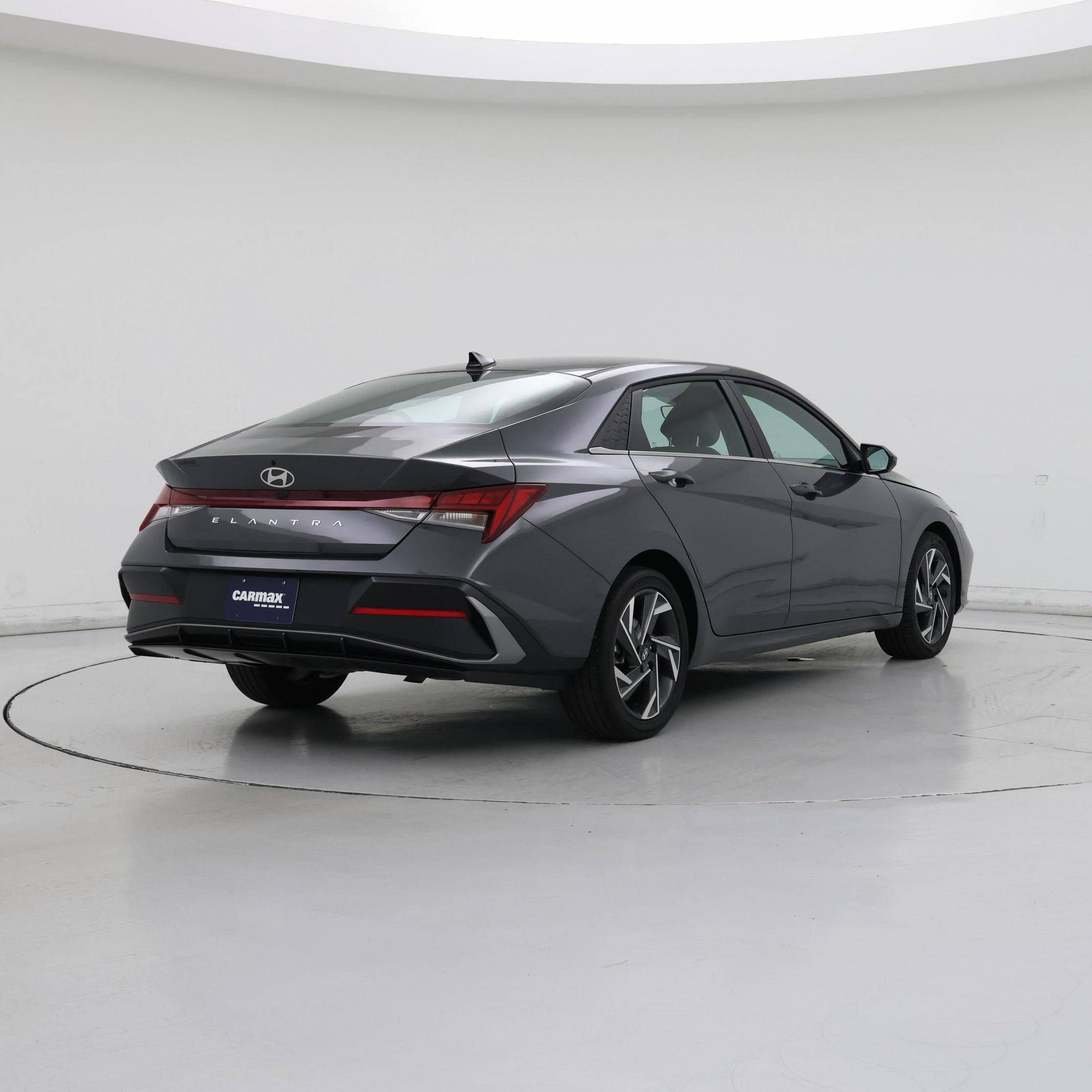 Thumbnail: 2025 Hyundai Elantra - 8