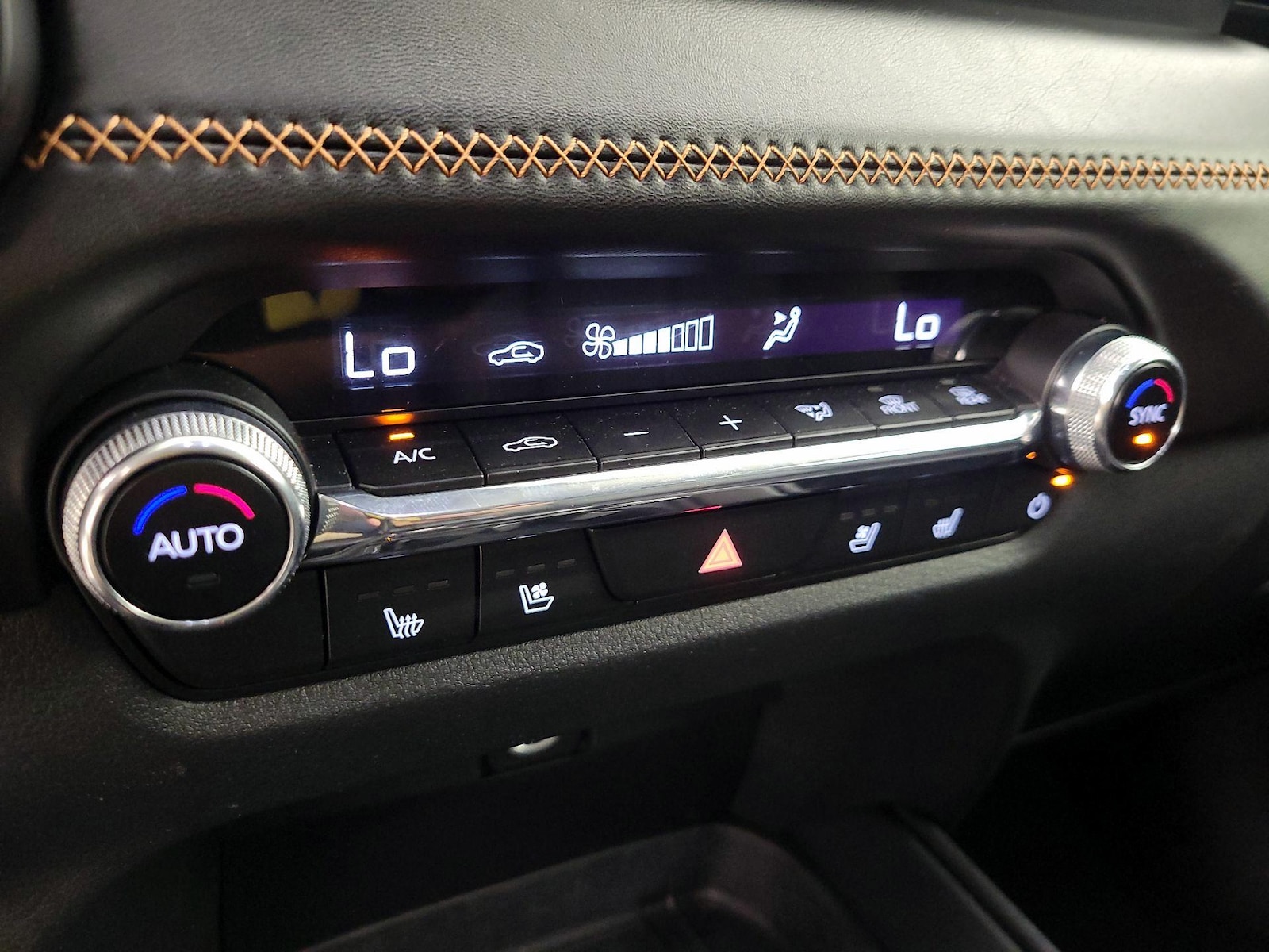 2025 Mazda CX-50 Premium Plus - Photo 18