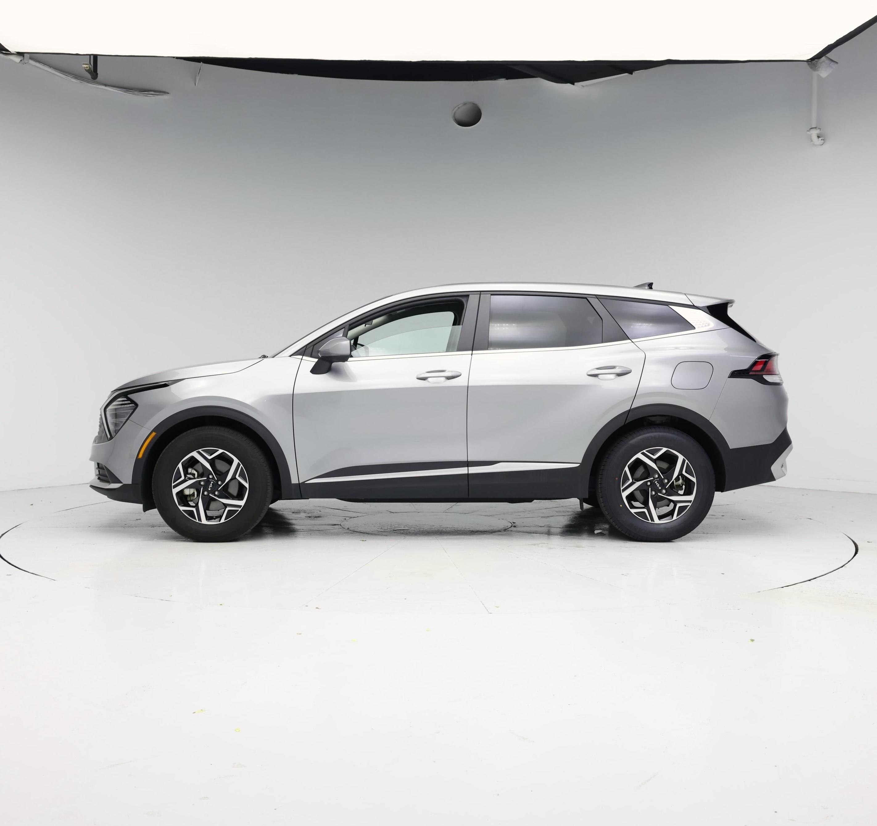 Thumbnail: 2025 Kia Sportage - 3