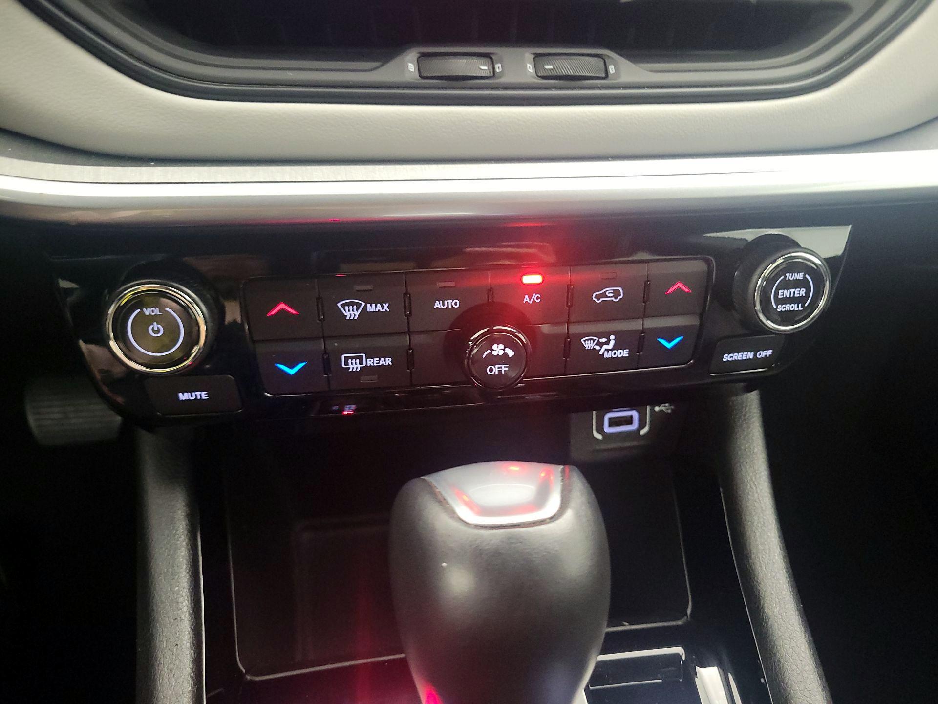 Thumbnail: 2025 Jeep Compass - 15