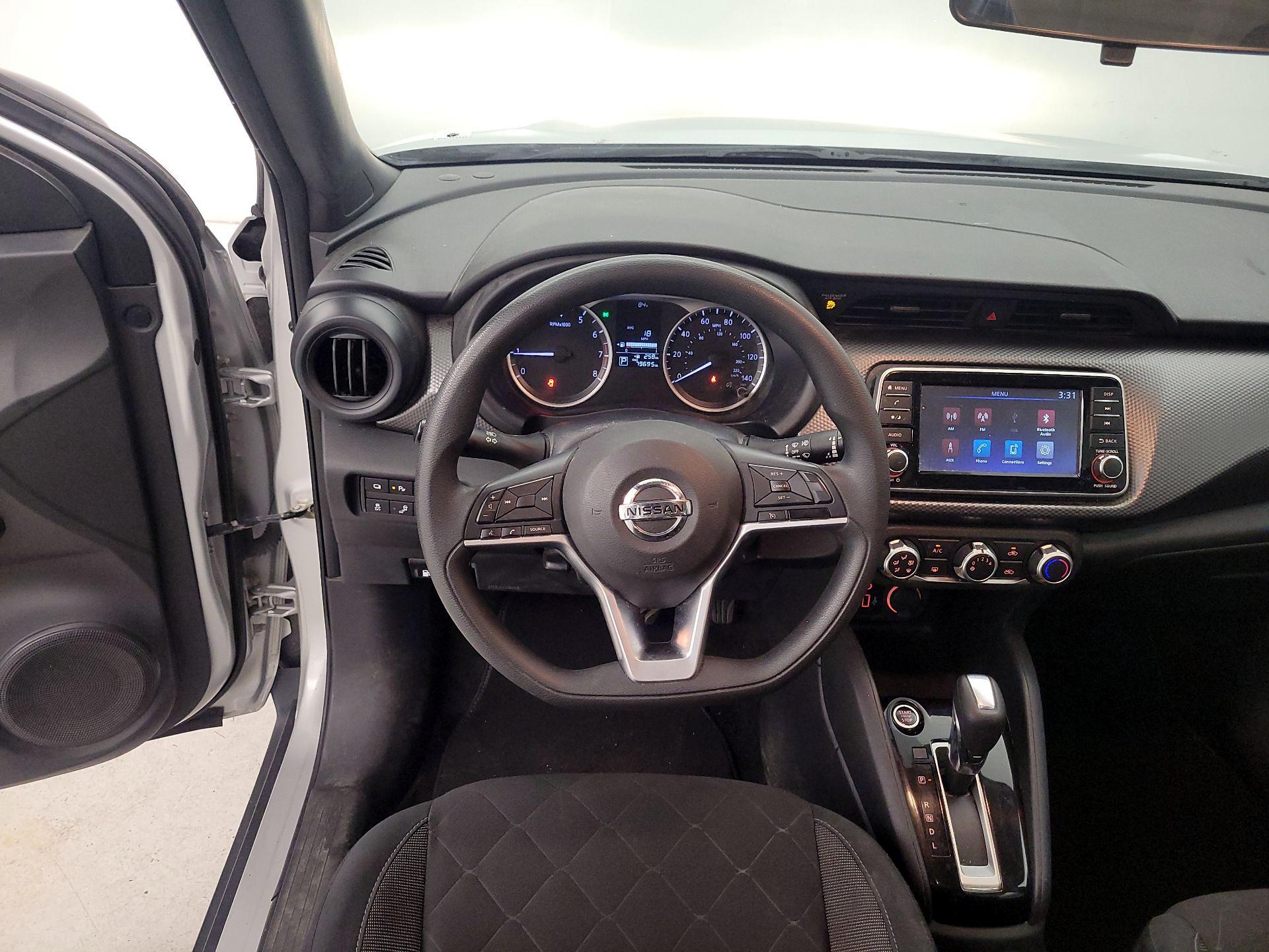 Thumbnail: 2020 Nissan Kicks - 10