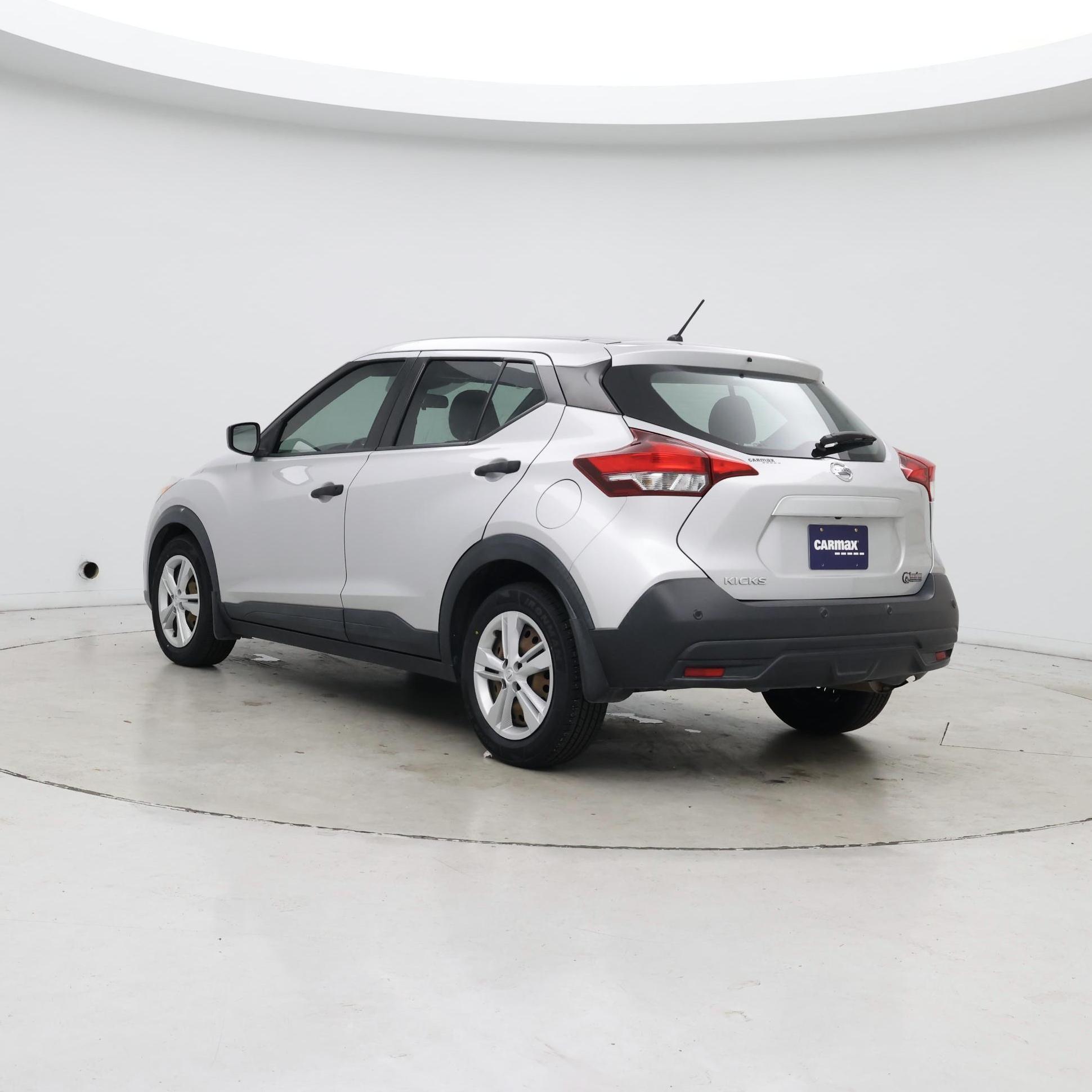 Thumbnail: 2020 Nissan Kicks - 2