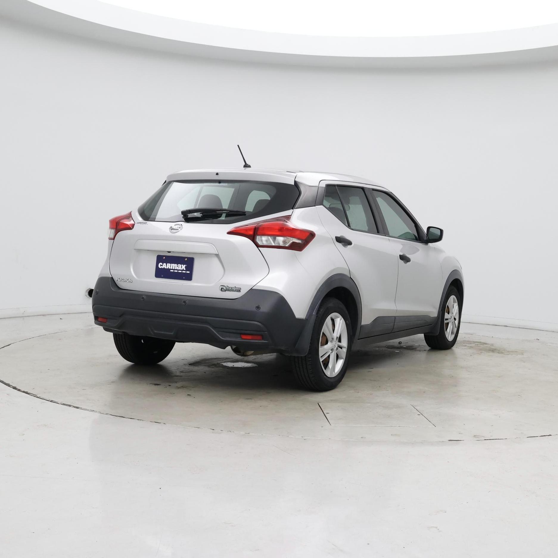 Thumbnail: 2020 Nissan Kicks - 8