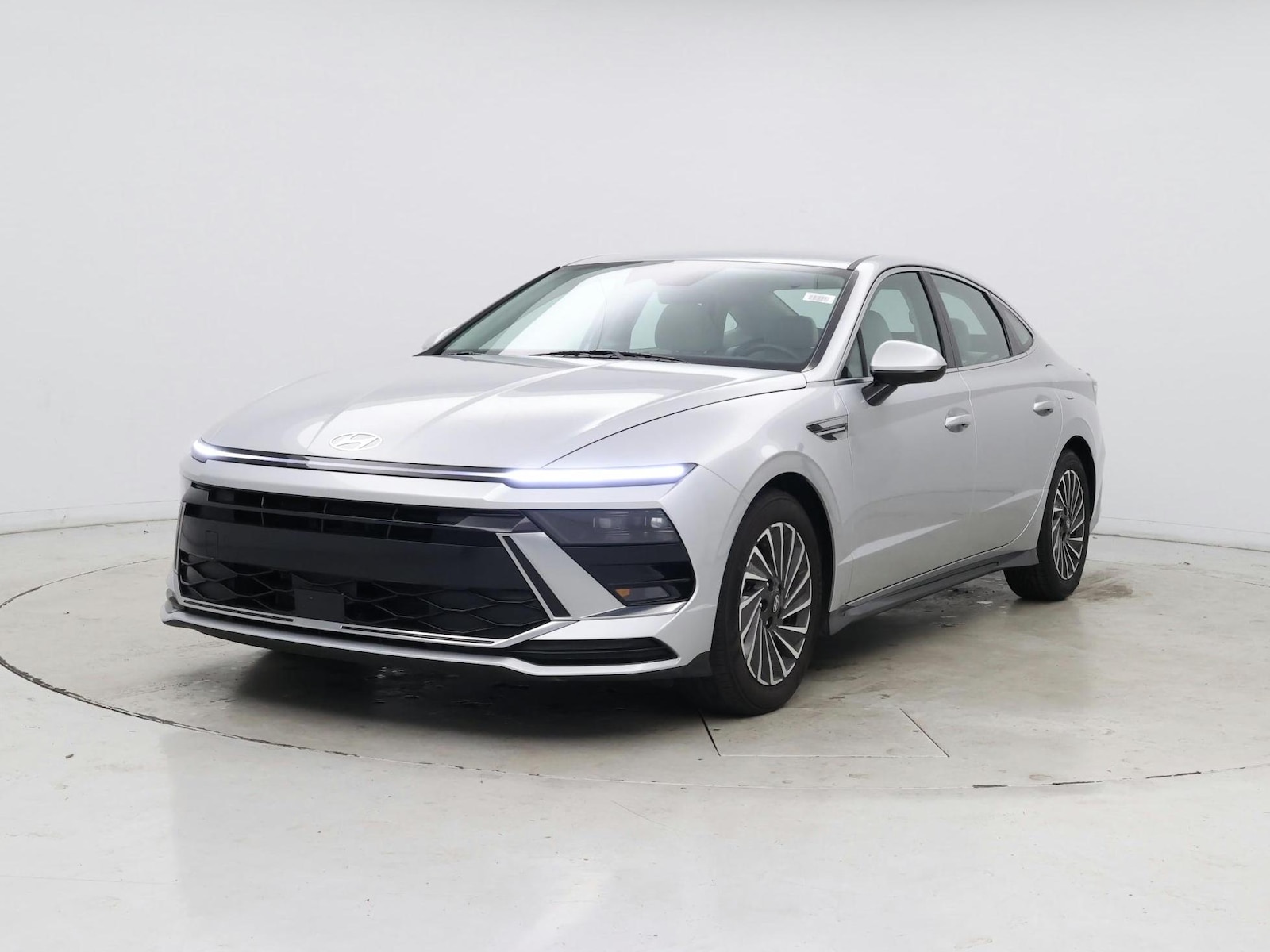 2025 Hyundai Sonata Hybrid SEL - Photo 5