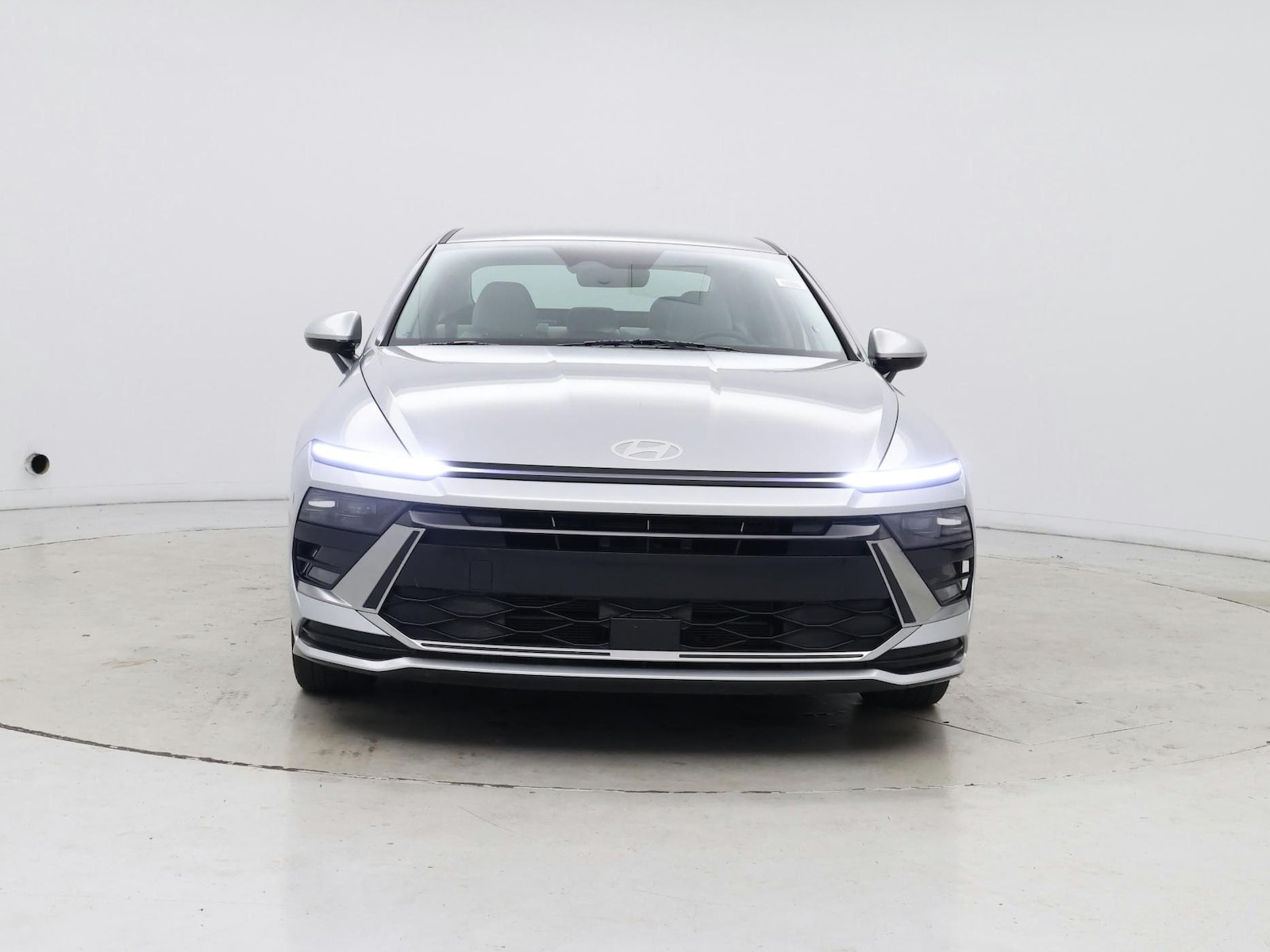 2025 Hyundai Sonata Hybrid SEL - Photo 6