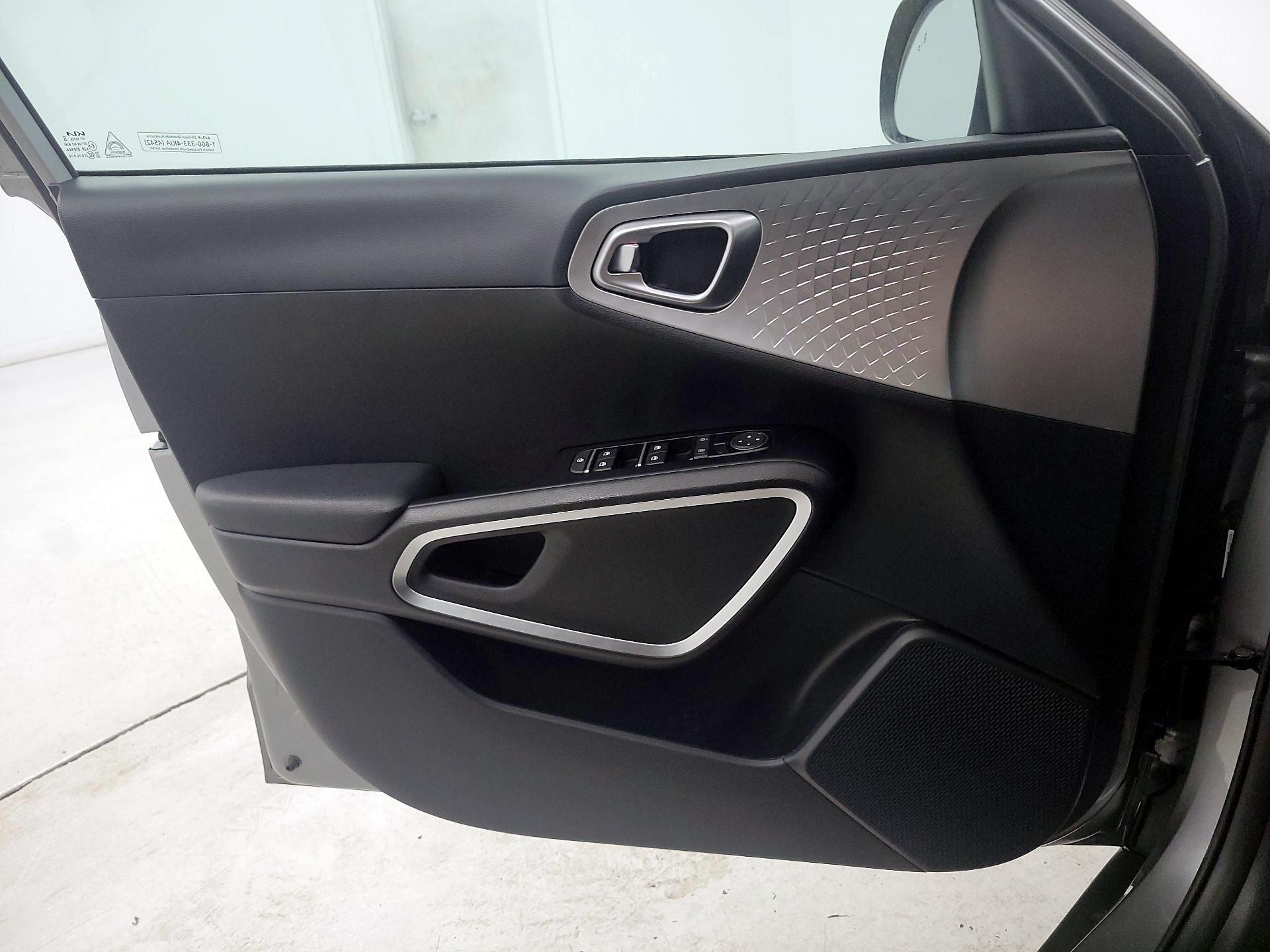 Thumbnail: 2025 Kia Soul - 12