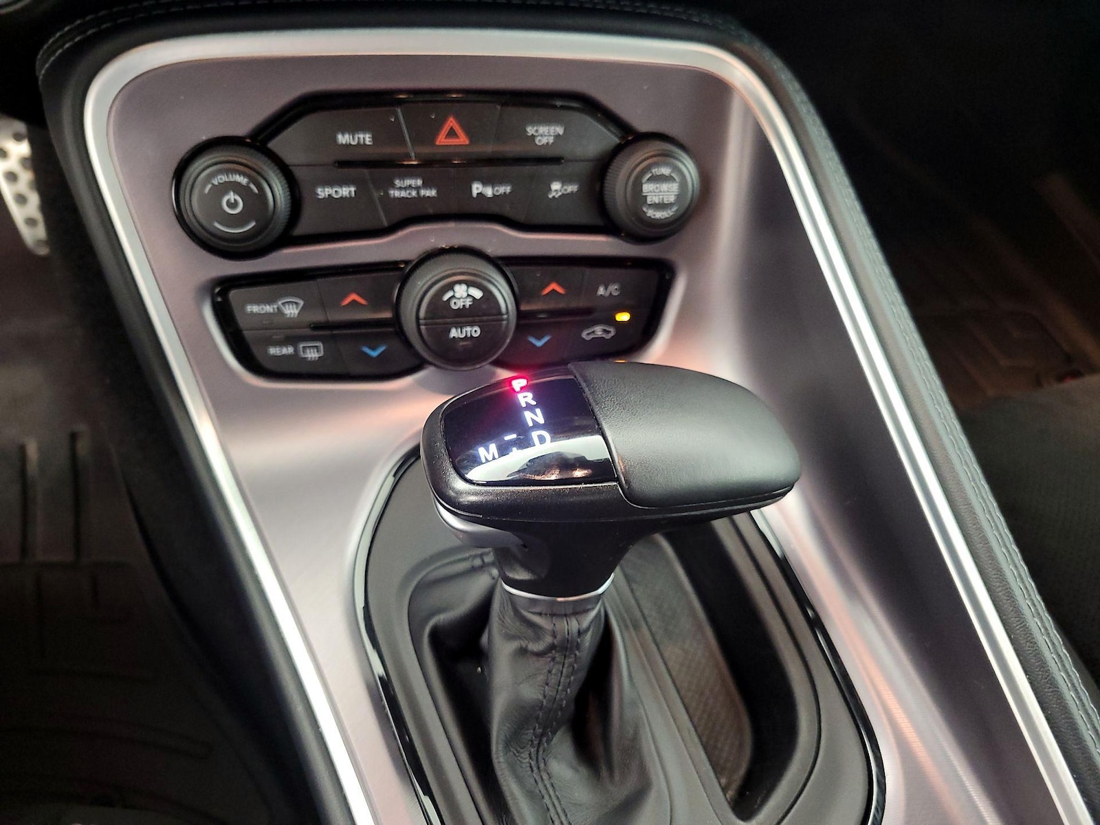 2021 Dodge Challenger GT - Photo 18