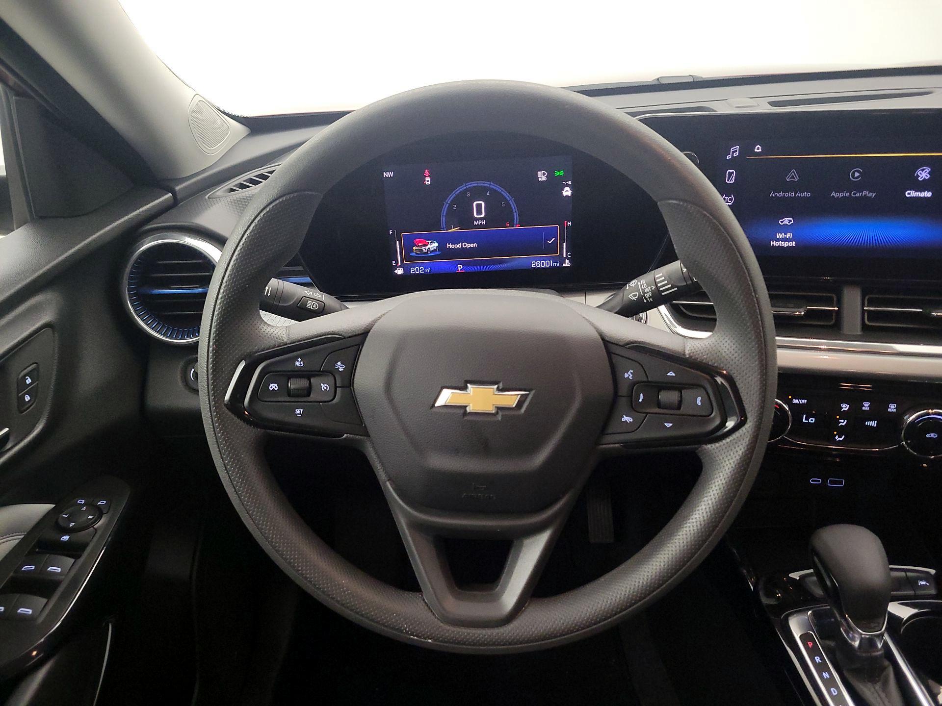 Thumbnail: 2025 Chevrolet Trax - 10