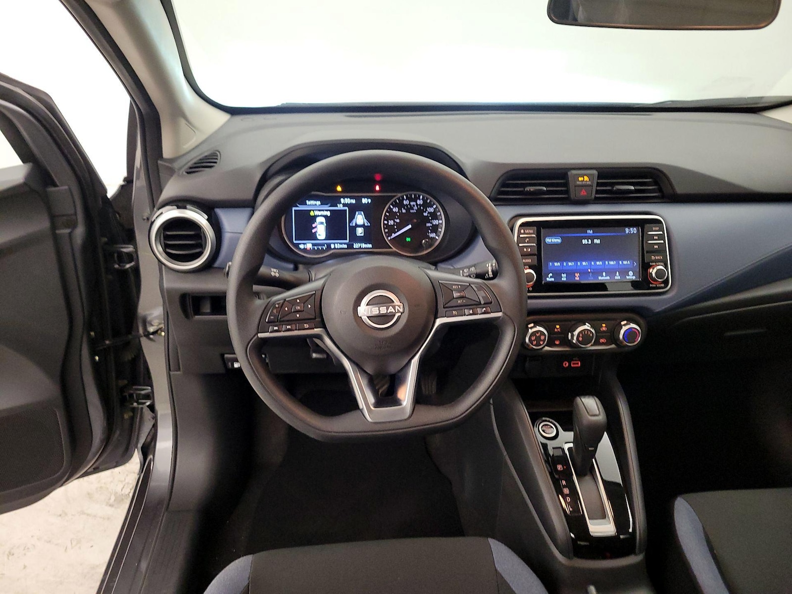 2025 Nissan Versa Sedan SV - Photo 11