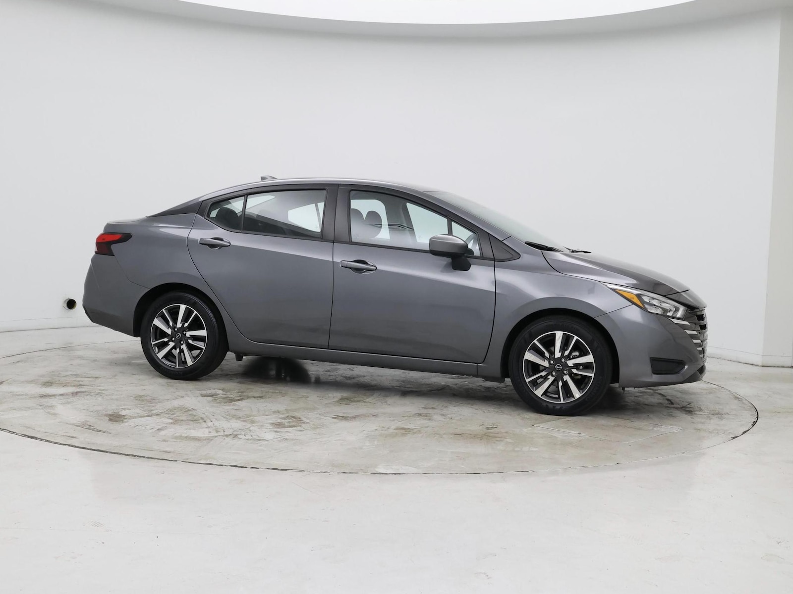 2025 Nissan Versa Sedan SV - Photo 8
