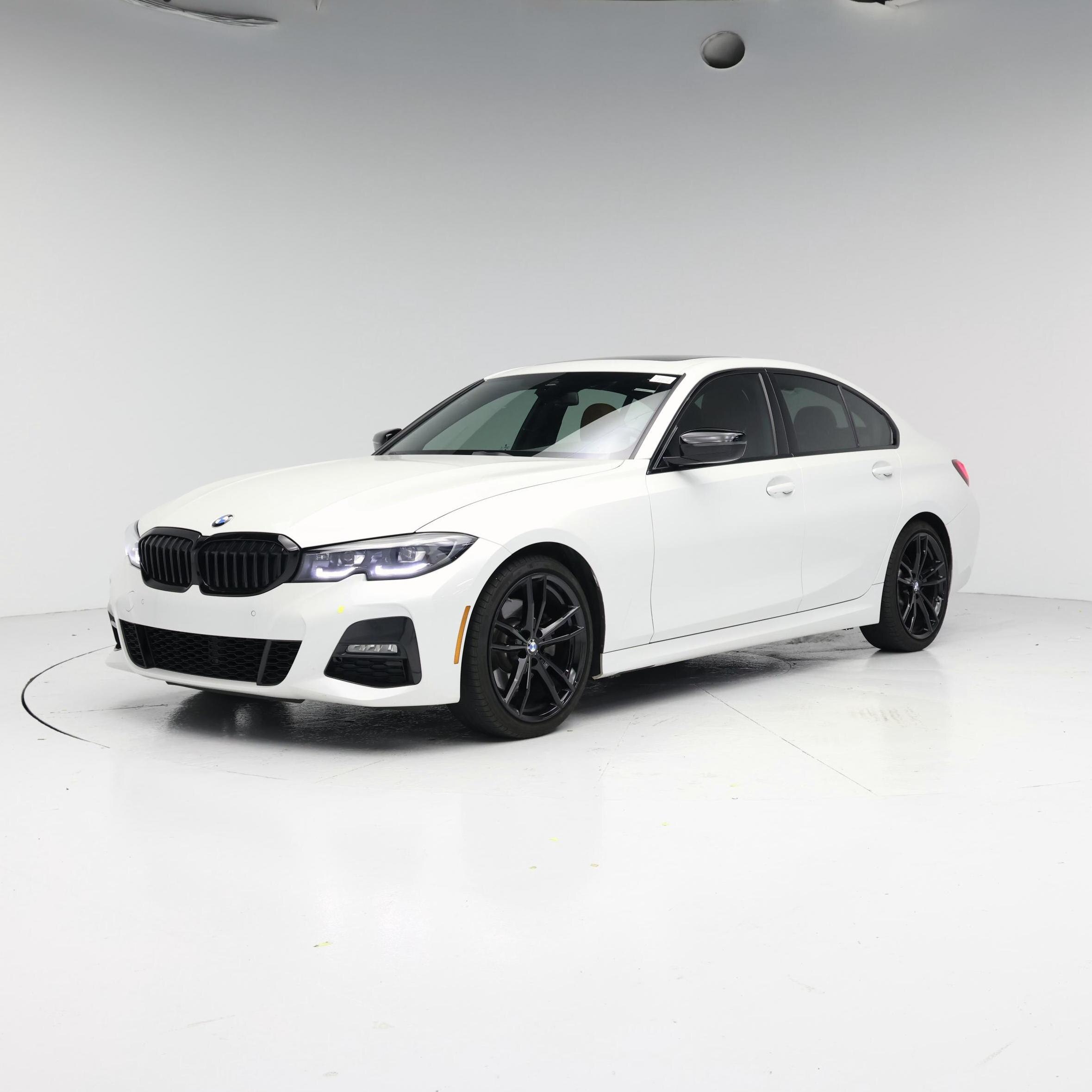 Thumbnail: 2022 BMW 3 Series - 4