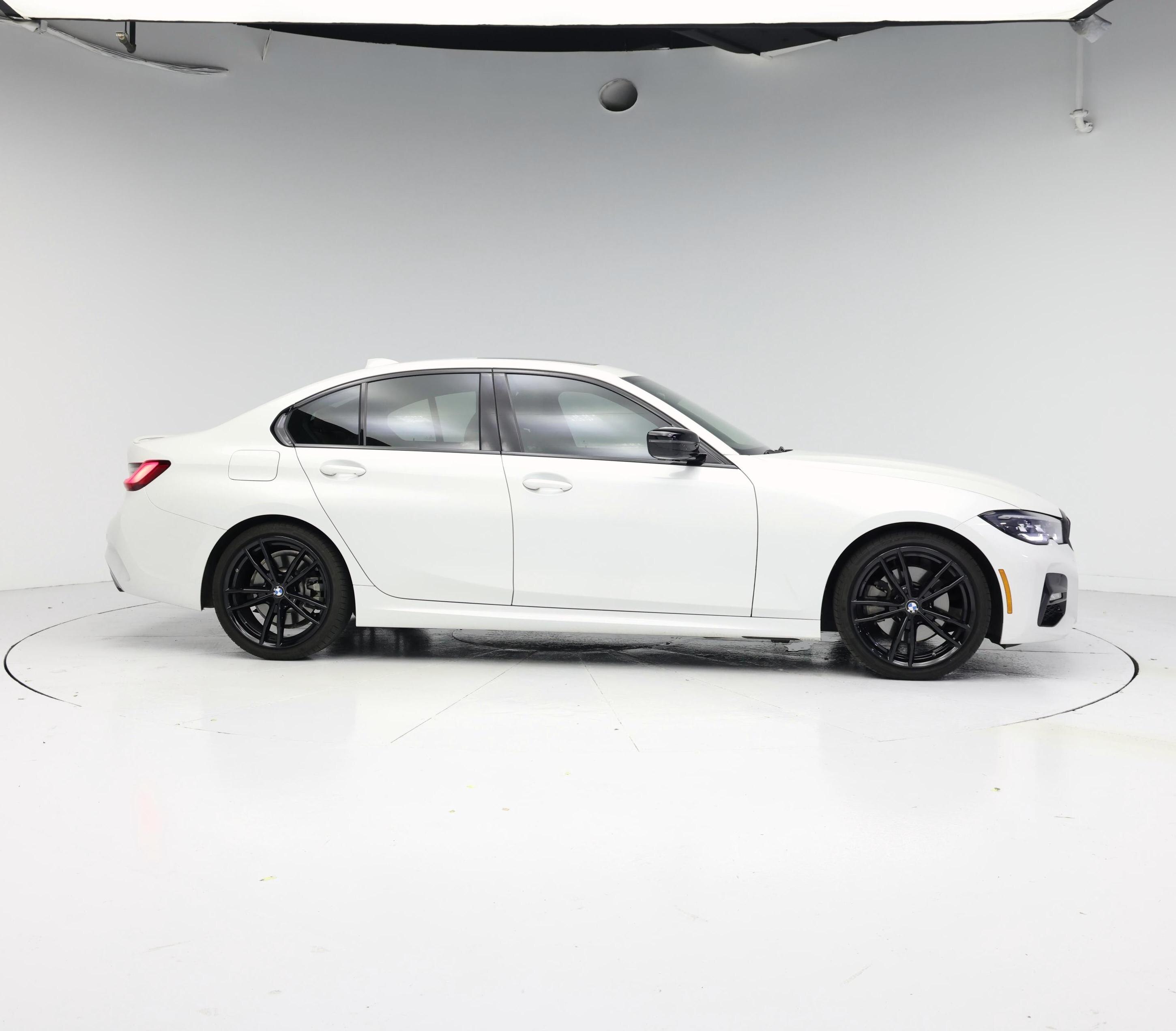 Thumbnail: 2022 BMW 3 Series - 7