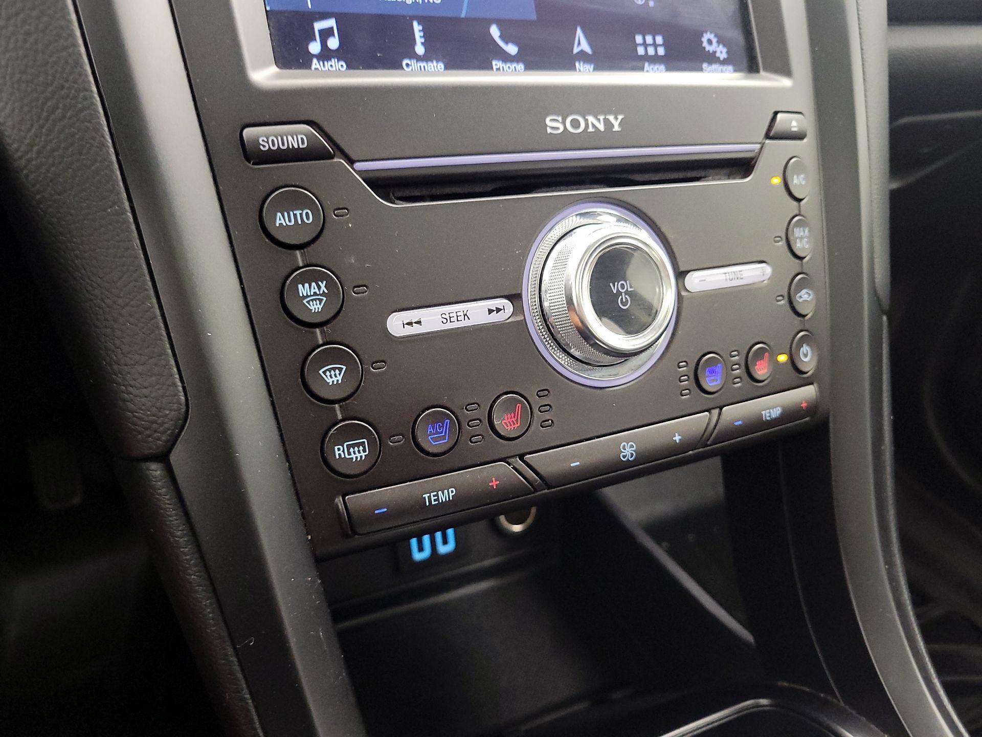 Thumbnail: 2019 Ford Fusion - 16