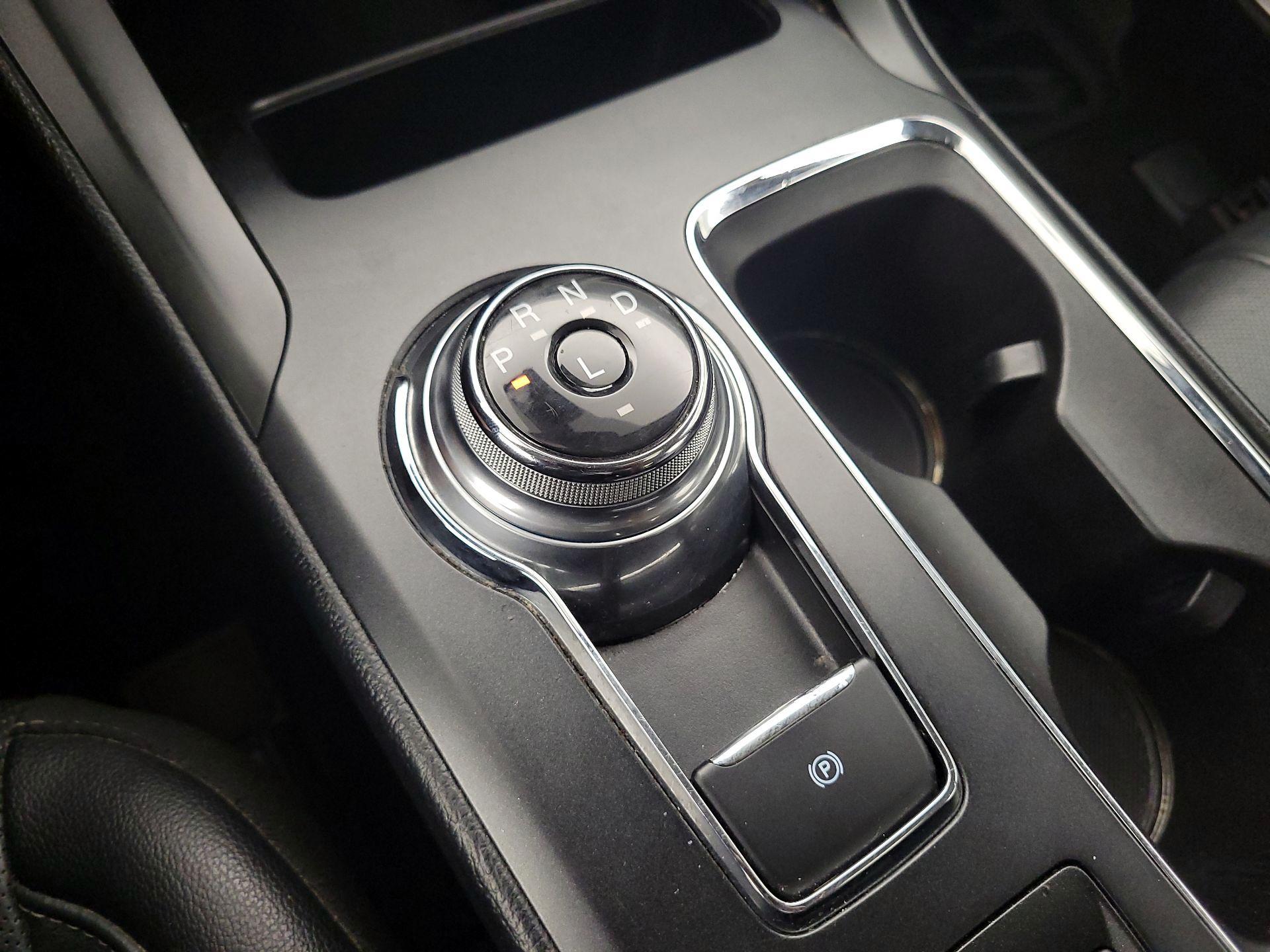 Thumbnail: 2019 Ford Fusion - 17