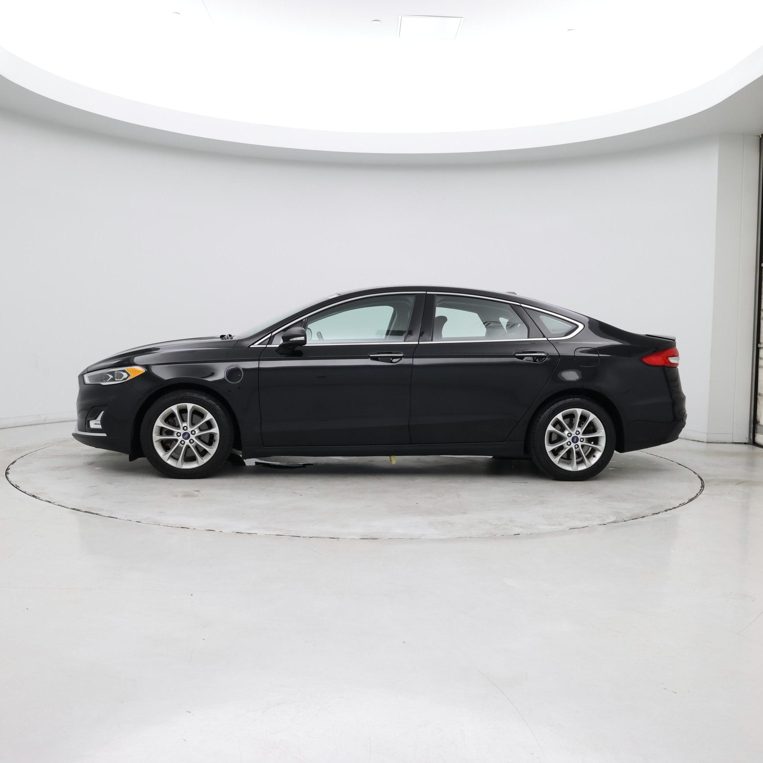 Thumbnail: 2019 Ford Fusion - 2