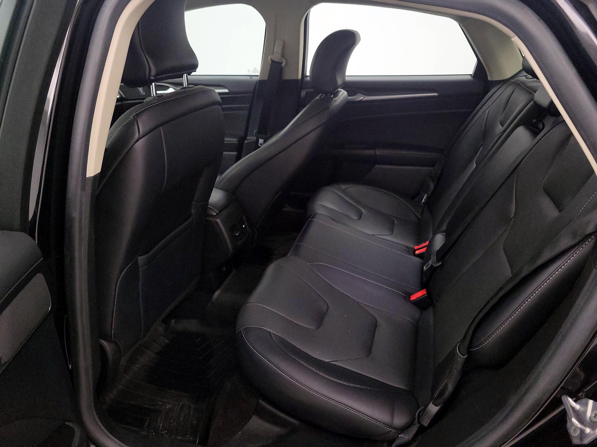 Thumbnail: 2019 Ford Fusion - 20