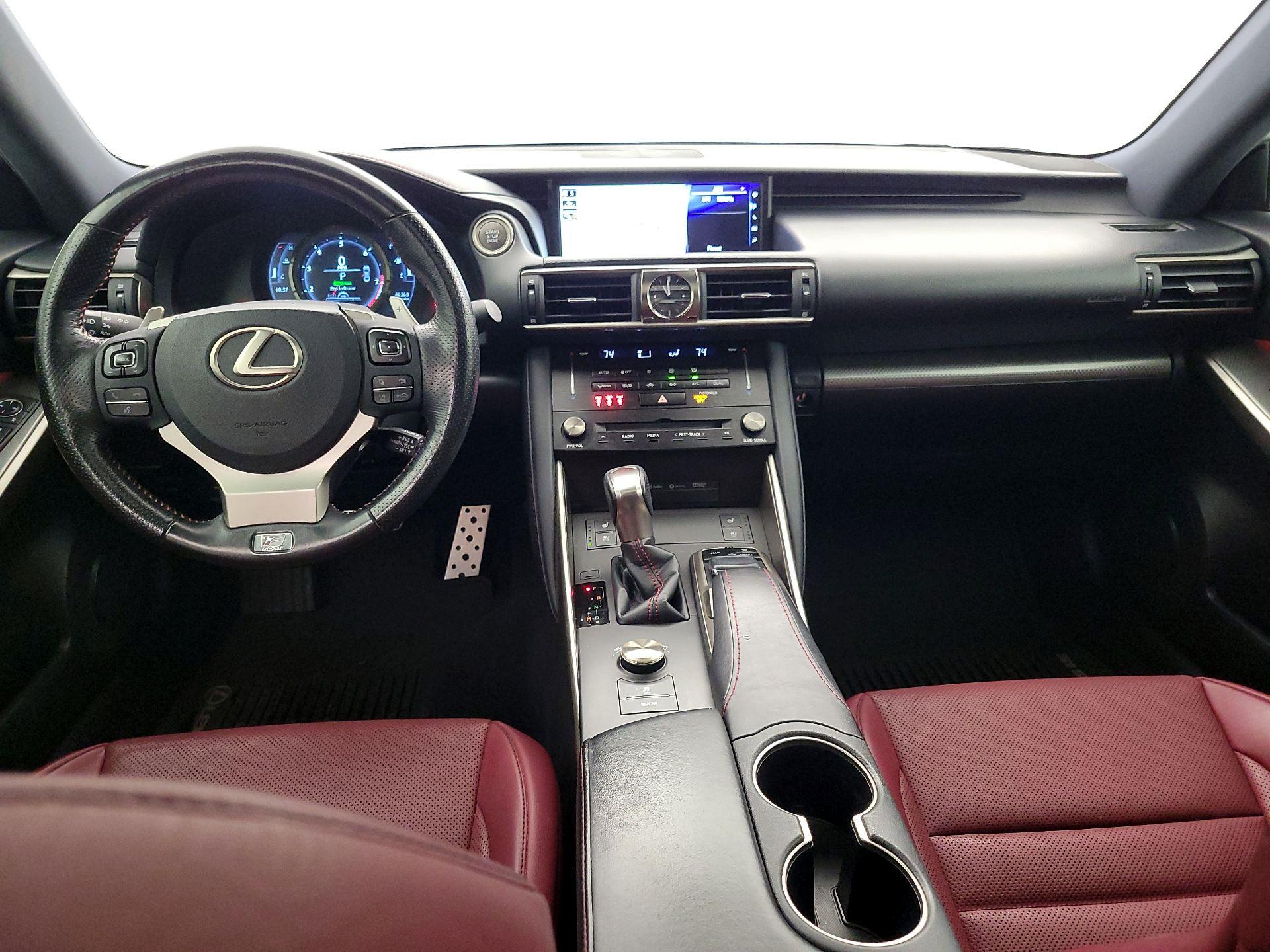 Thumbnail: 2018 Lexus IS - 9