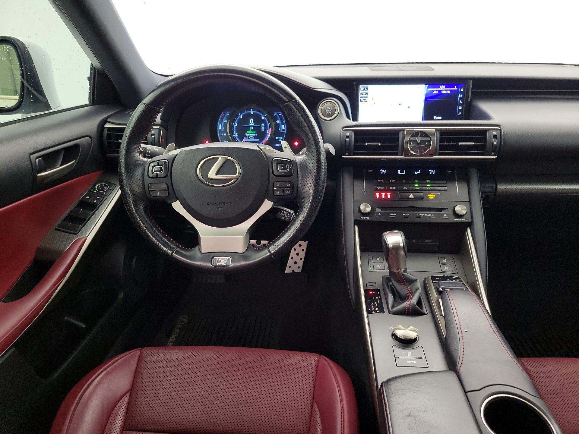 Thumbnail: 2018 Lexus IS - 10