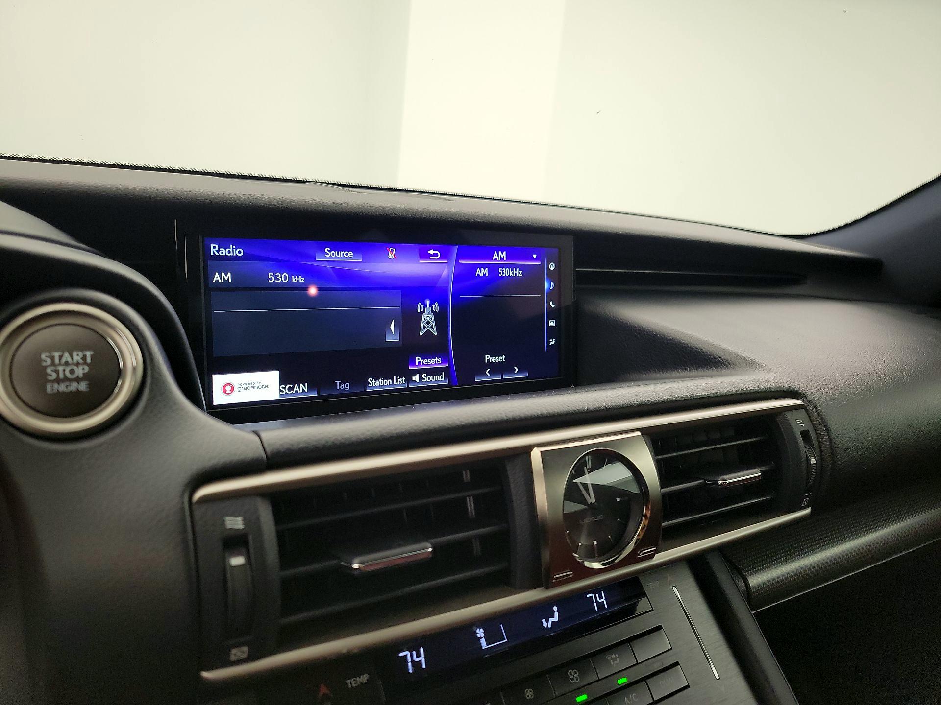 Thumbnail: 2018 Lexus IS - 16