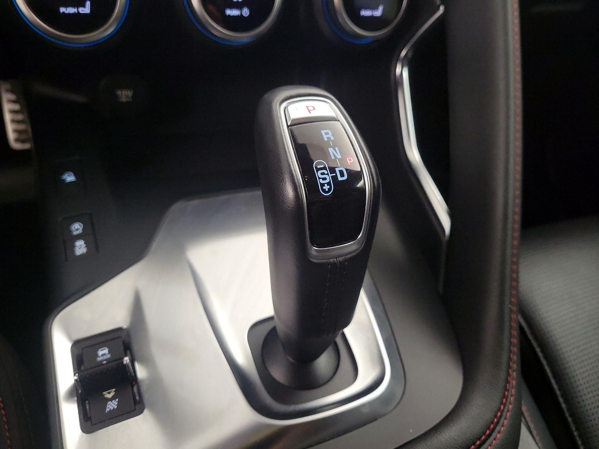 Thumbnail: 2020 Jaguar E-Pace - 18