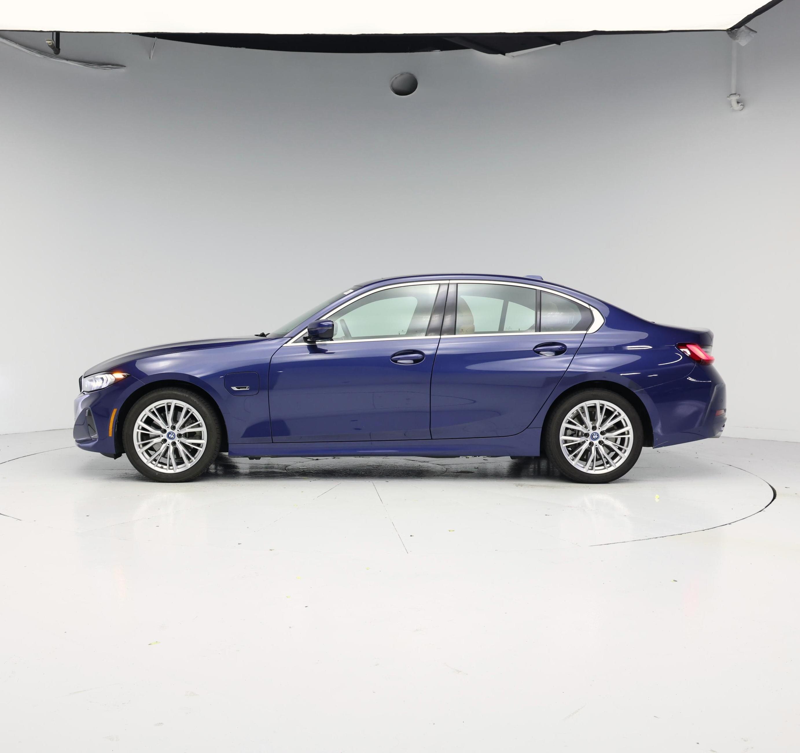 Thumbnail: 2023 BMW 3 Series - 3