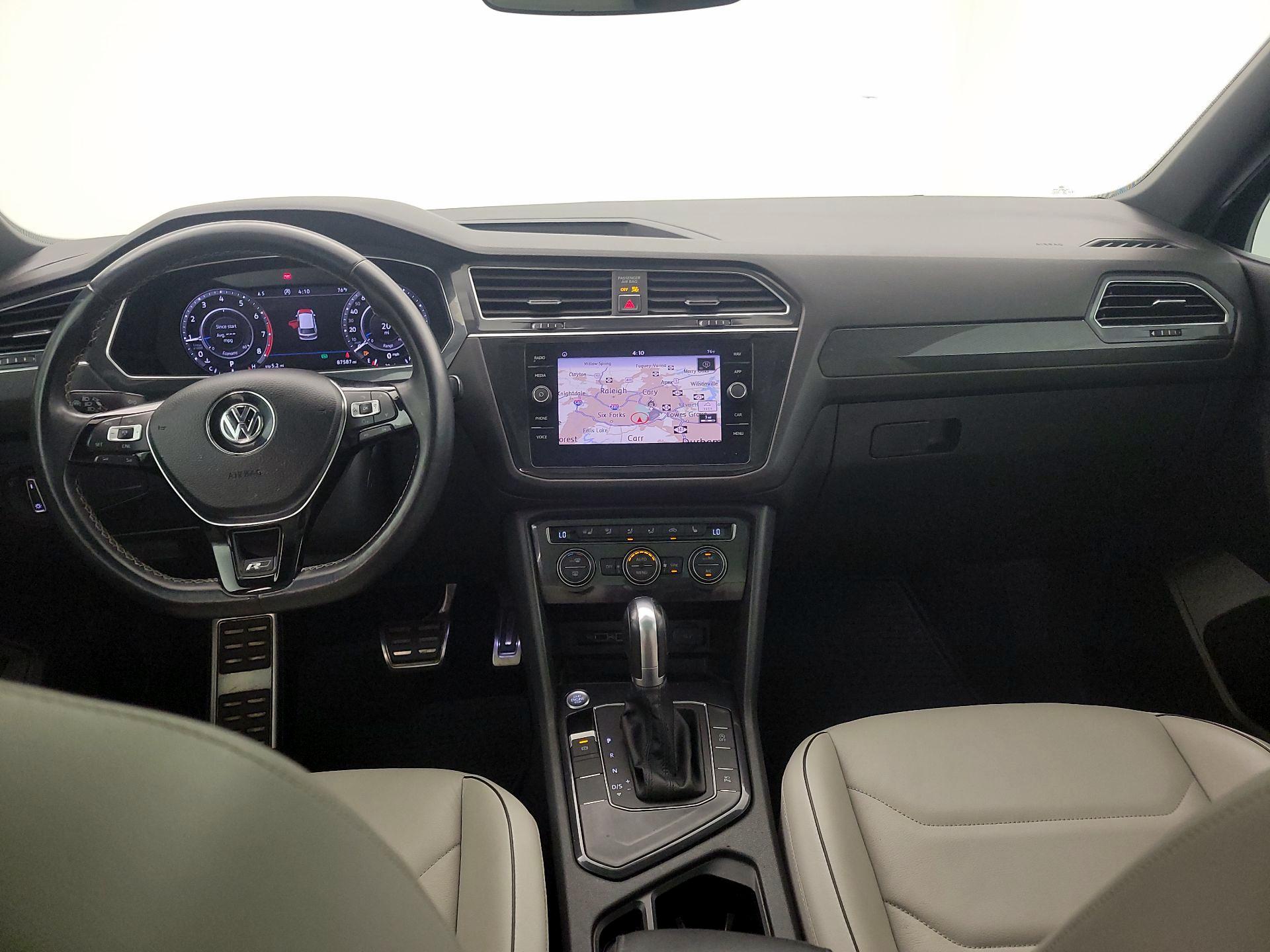 Thumbnail: 2018 Volkswagen Tiguan - 9