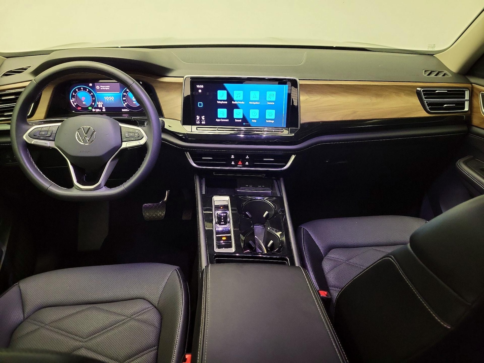 Apple CarPlay® & Android Auto™