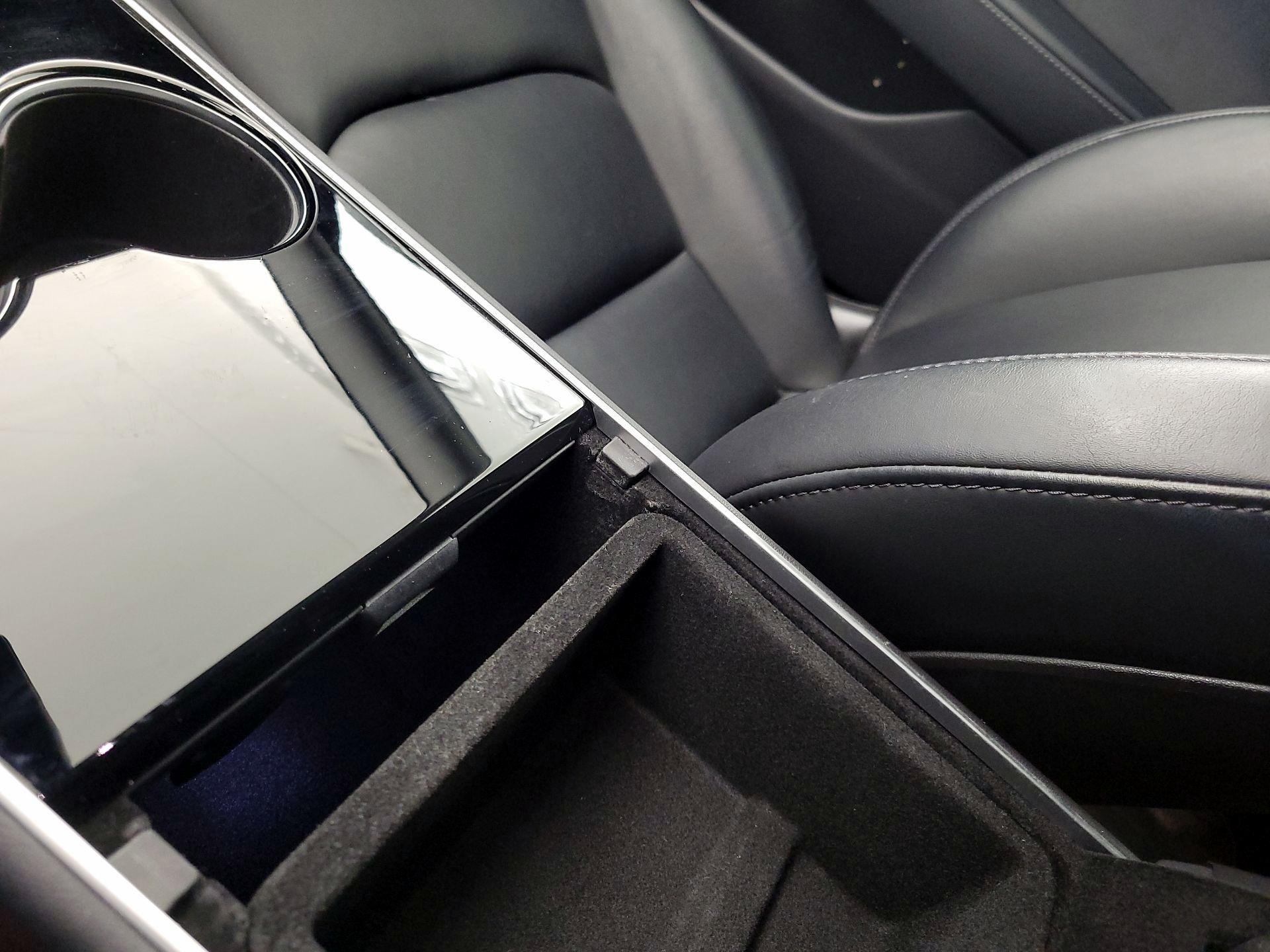 Thumbnail: 2020 Tesla Model 3 - 18