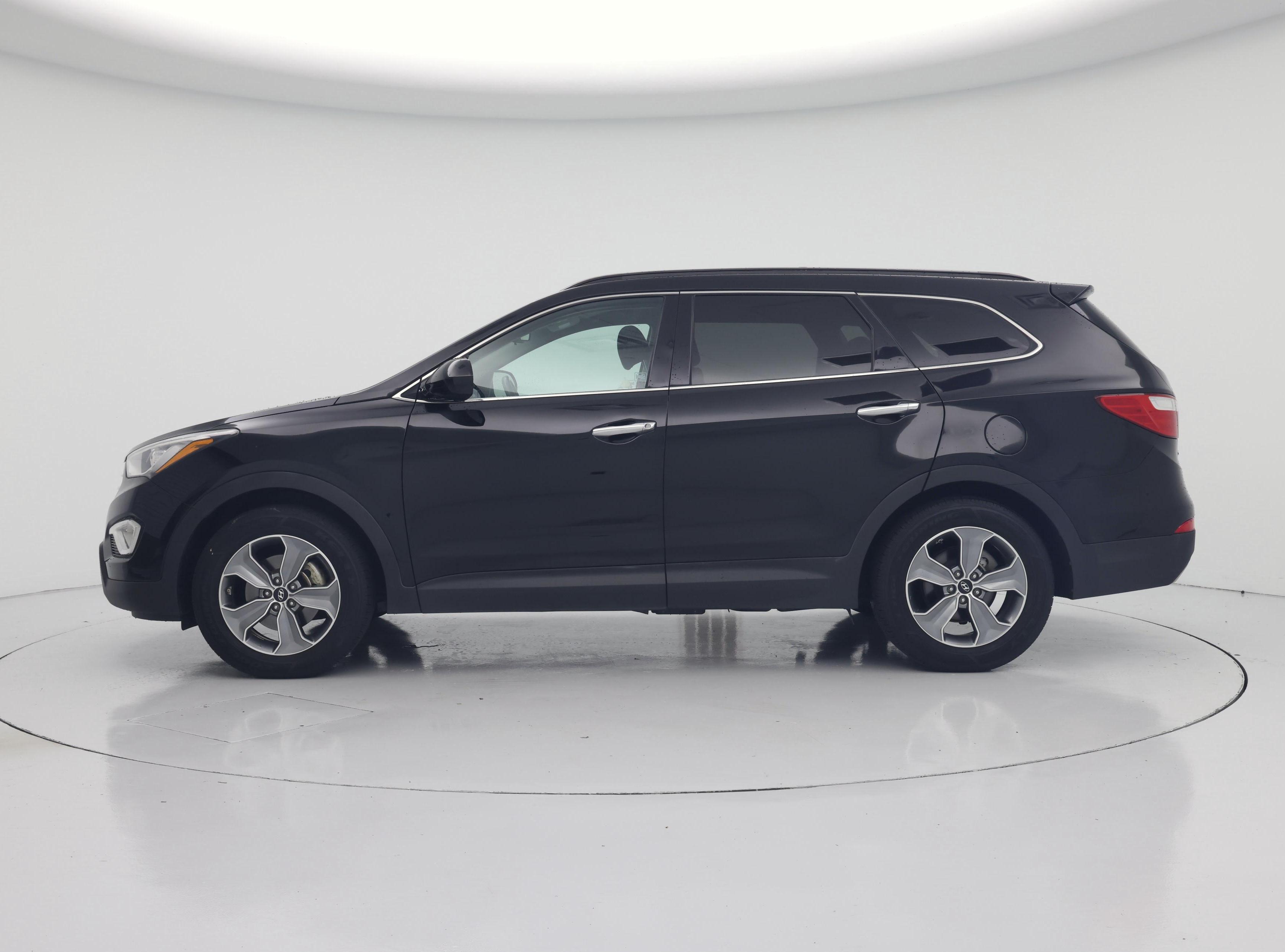 Thumbnail: 2016 Hyundai Santa Fe - 3