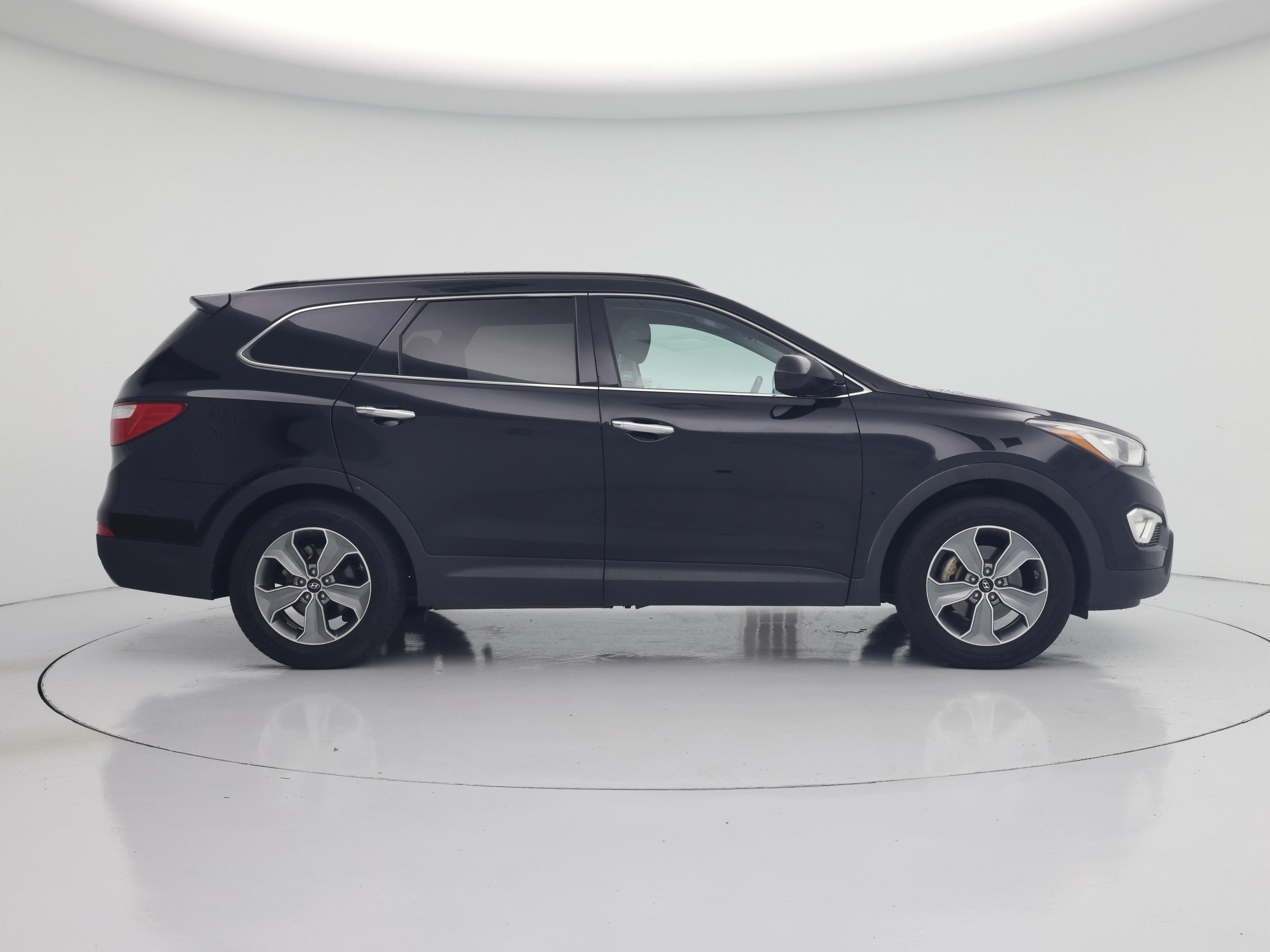 Thumbnail: 2016 Hyundai Santa Fe - 7