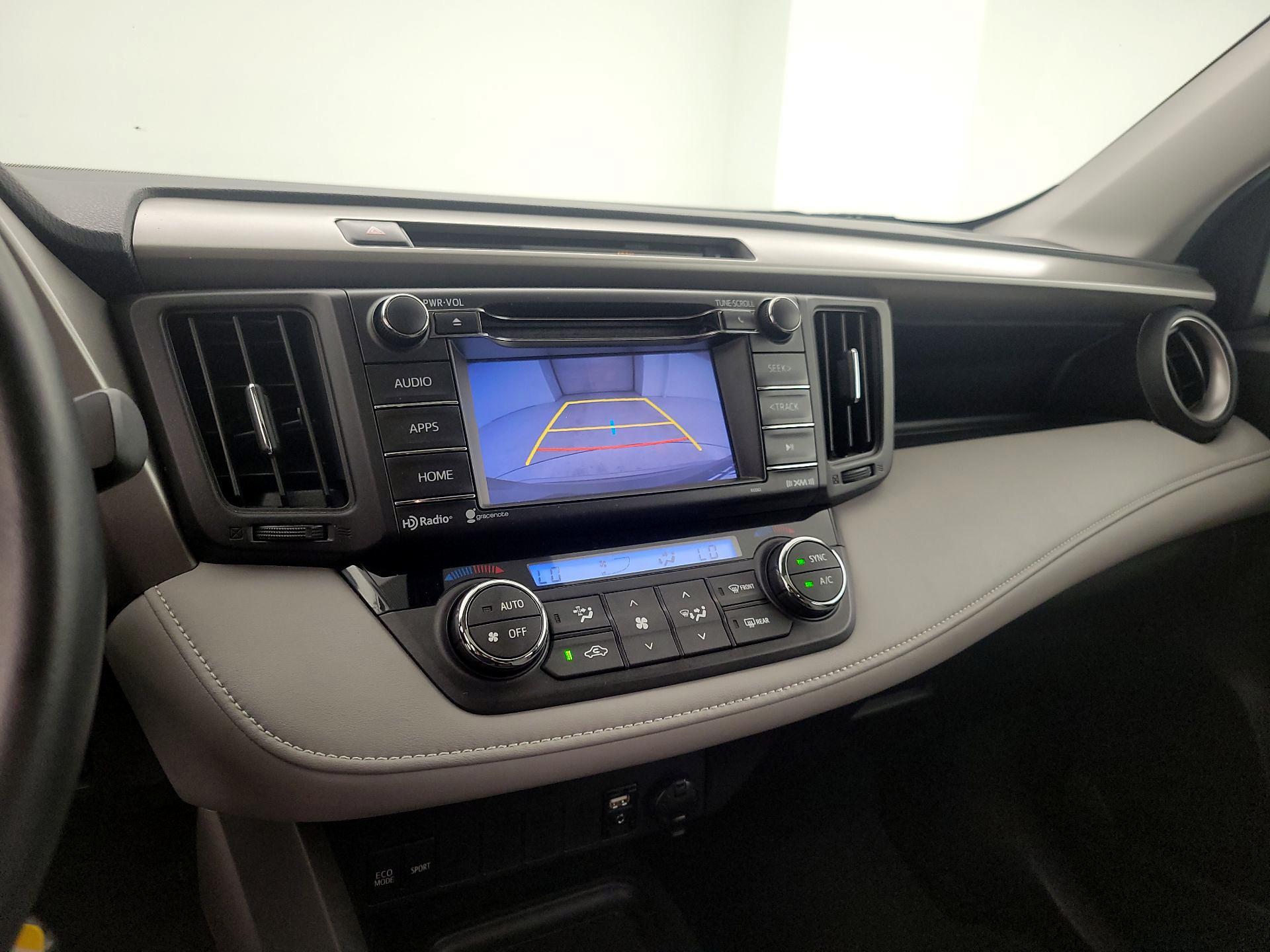 Thumbnail: 2016 Toyota RAV4 - 14