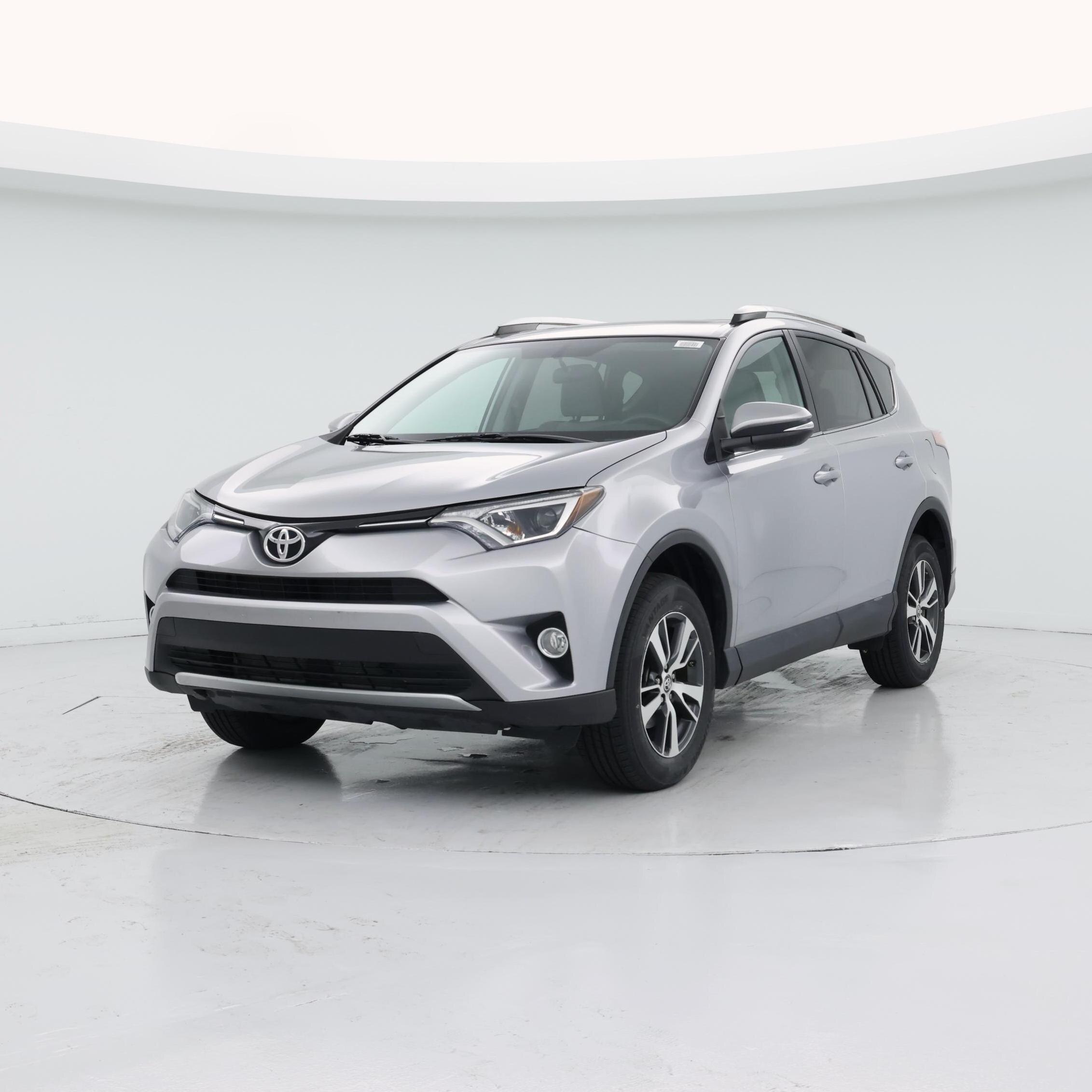 Thumbnail: 2016 Toyota RAV4 - 4