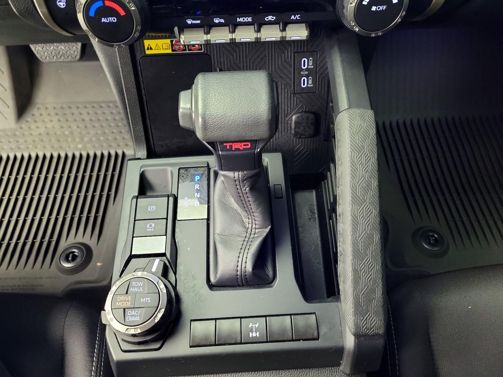 2025 Toyota Tacoma TRD Off Road - Photo 19