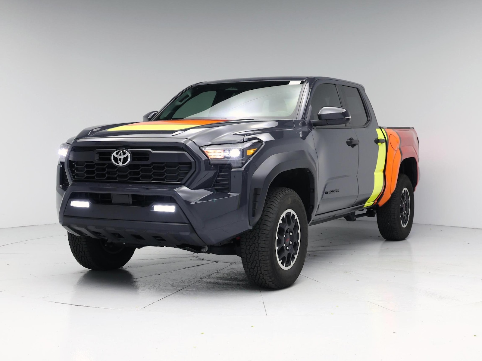 2025 Toyota Tacoma TRD Off Road - Photo 5