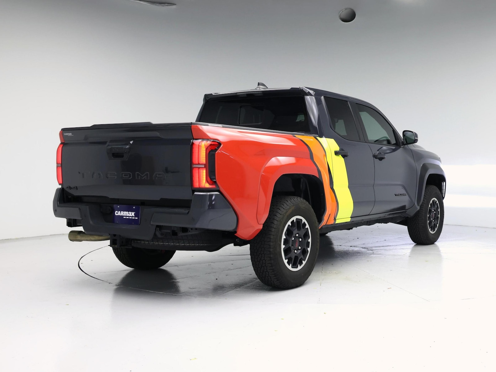 2025 Toyota Tacoma TRD Off Road - Photo 9
