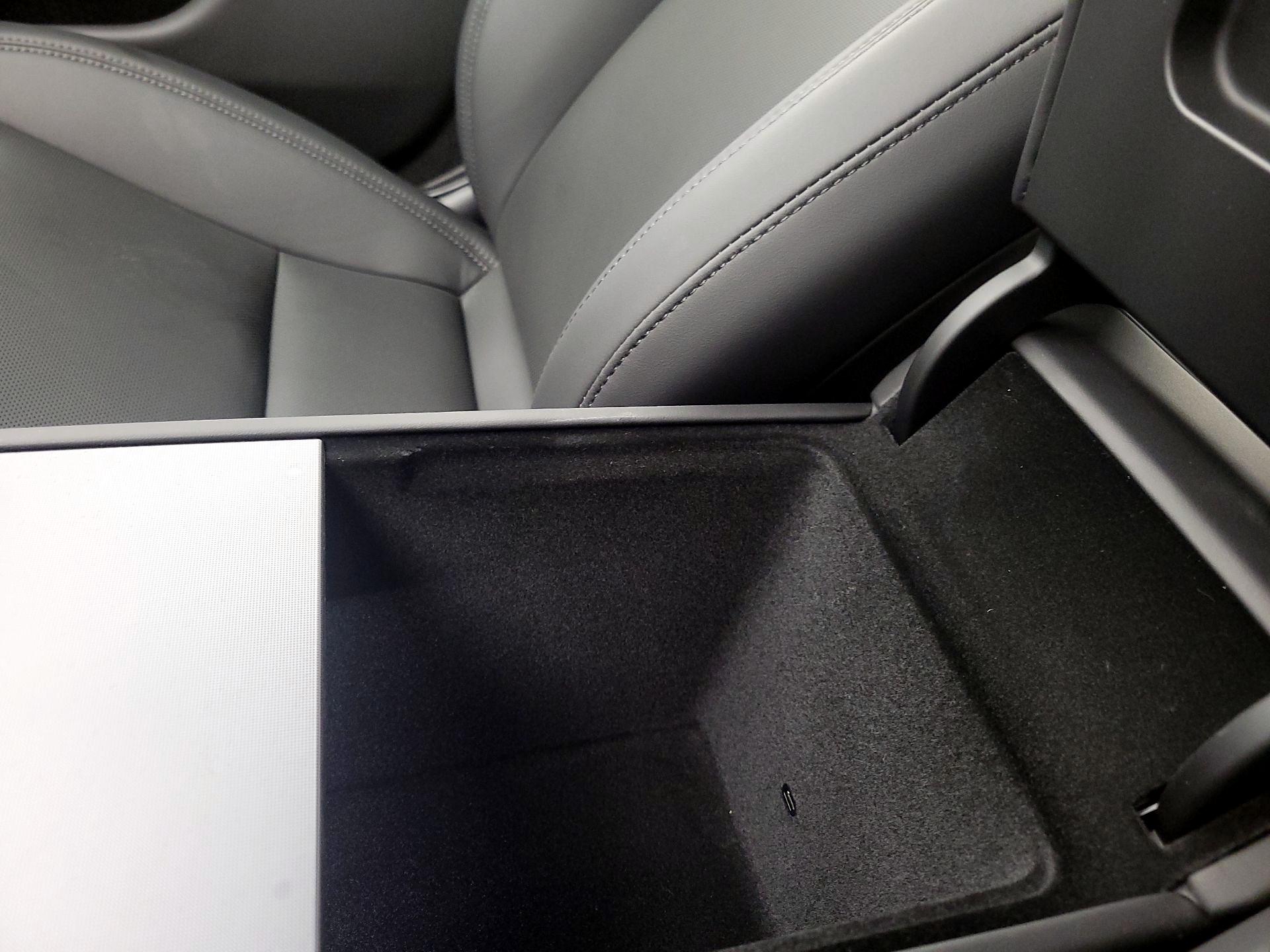 Thumbnail: 2025 Tesla Model 3 - 18