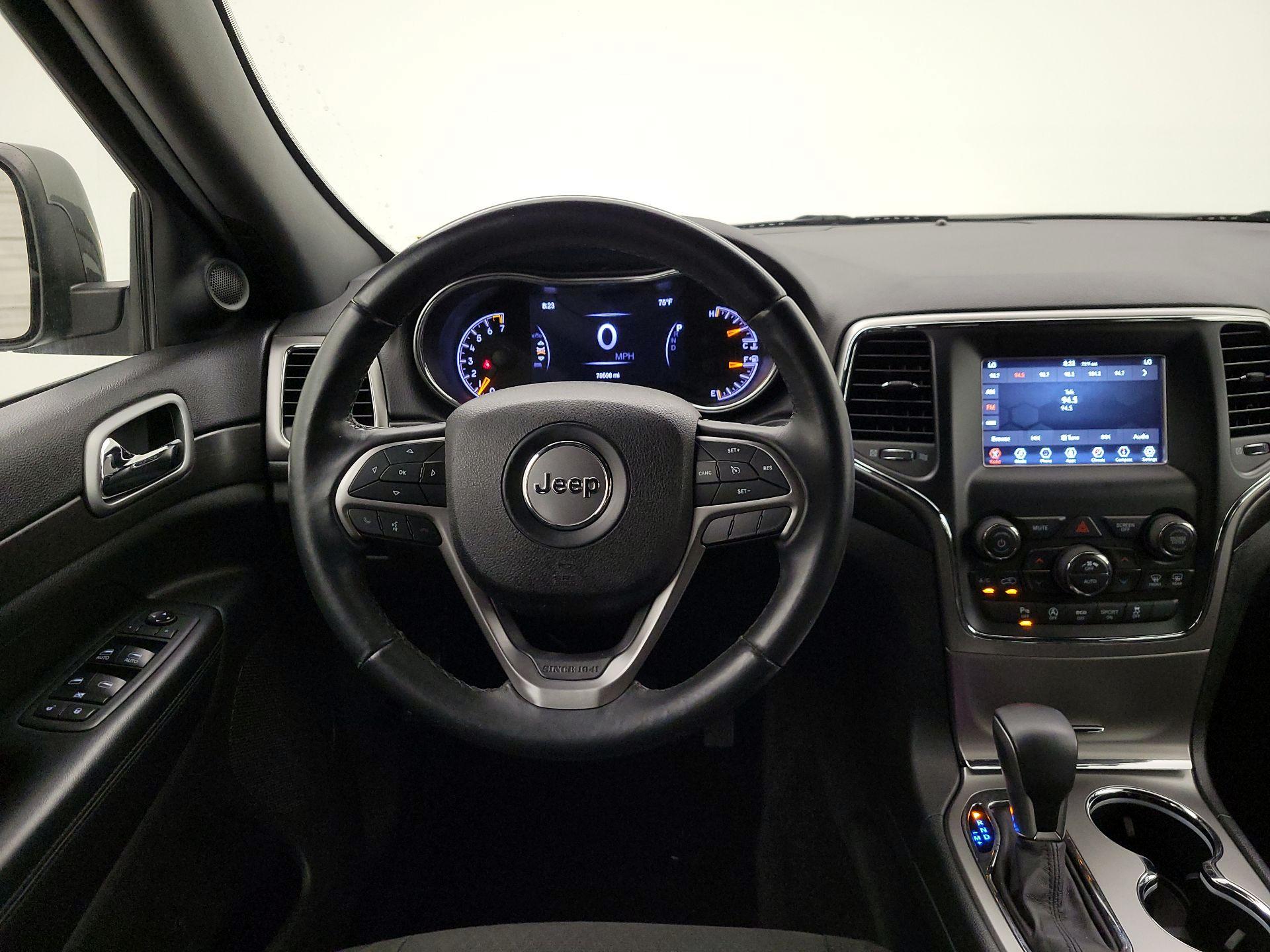 Thumbnail: 2018 Jeep Grand Cherokee - 10