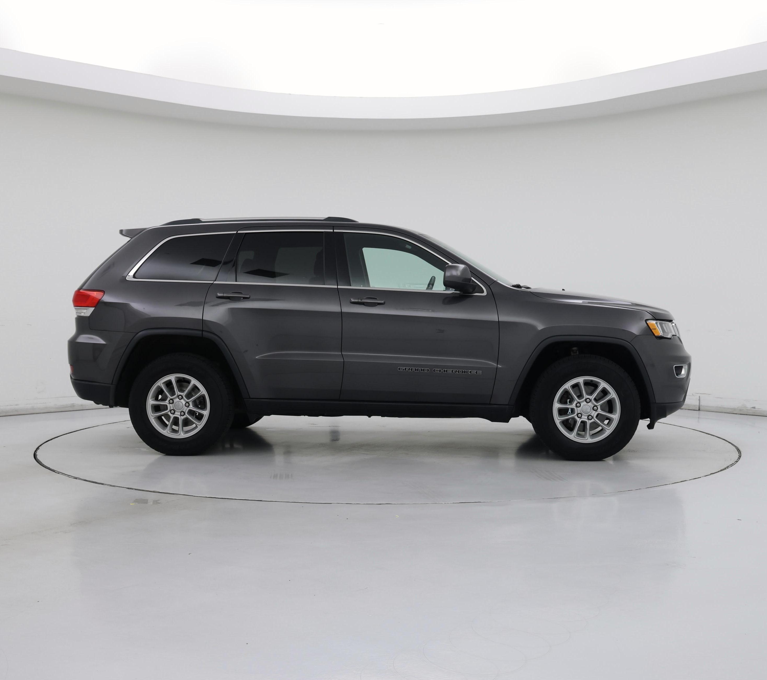 Thumbnail: 2018 Jeep Grand Cherokee - 7