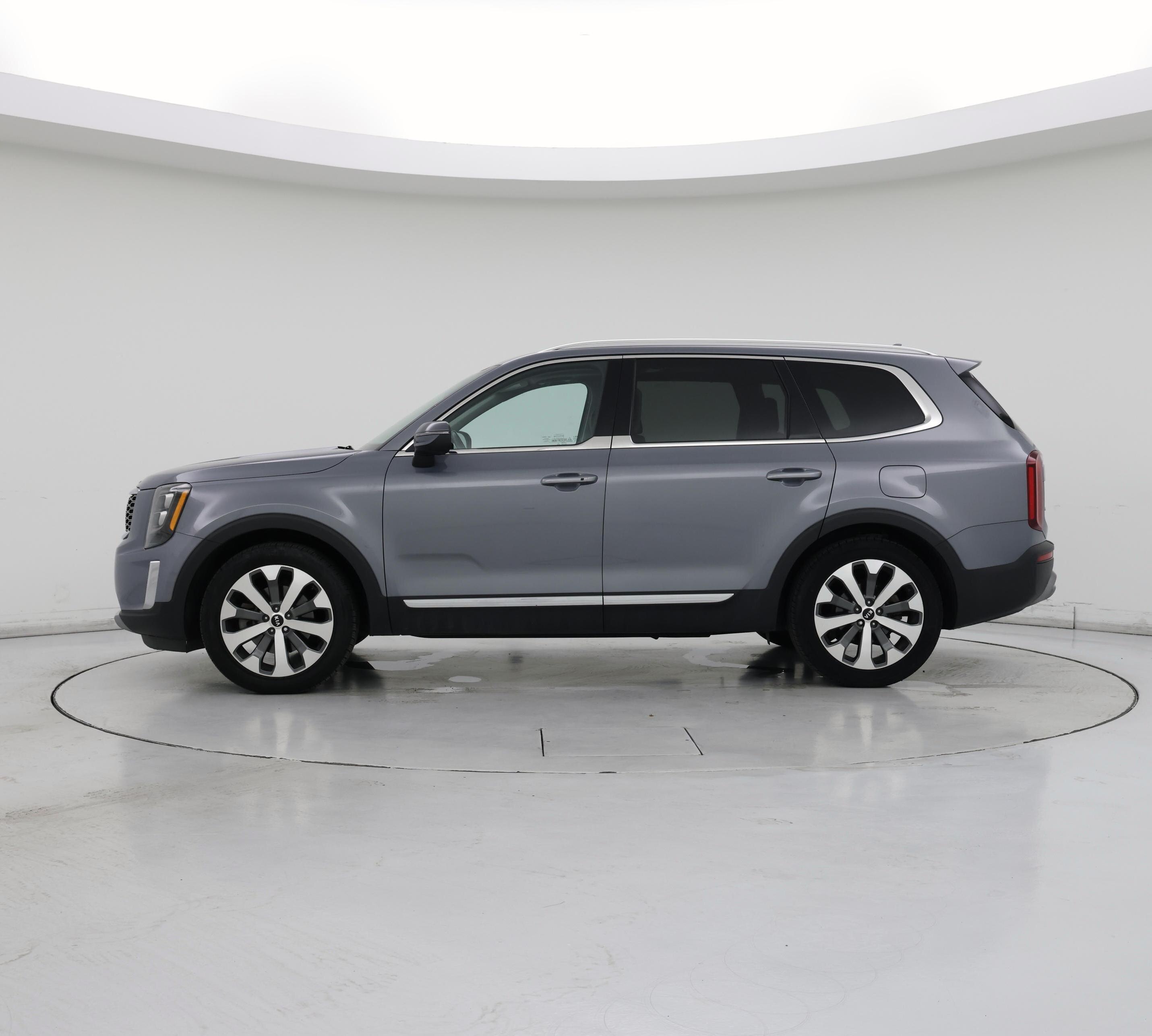 Thumbnail: 2021 Kia Telluride - 3
