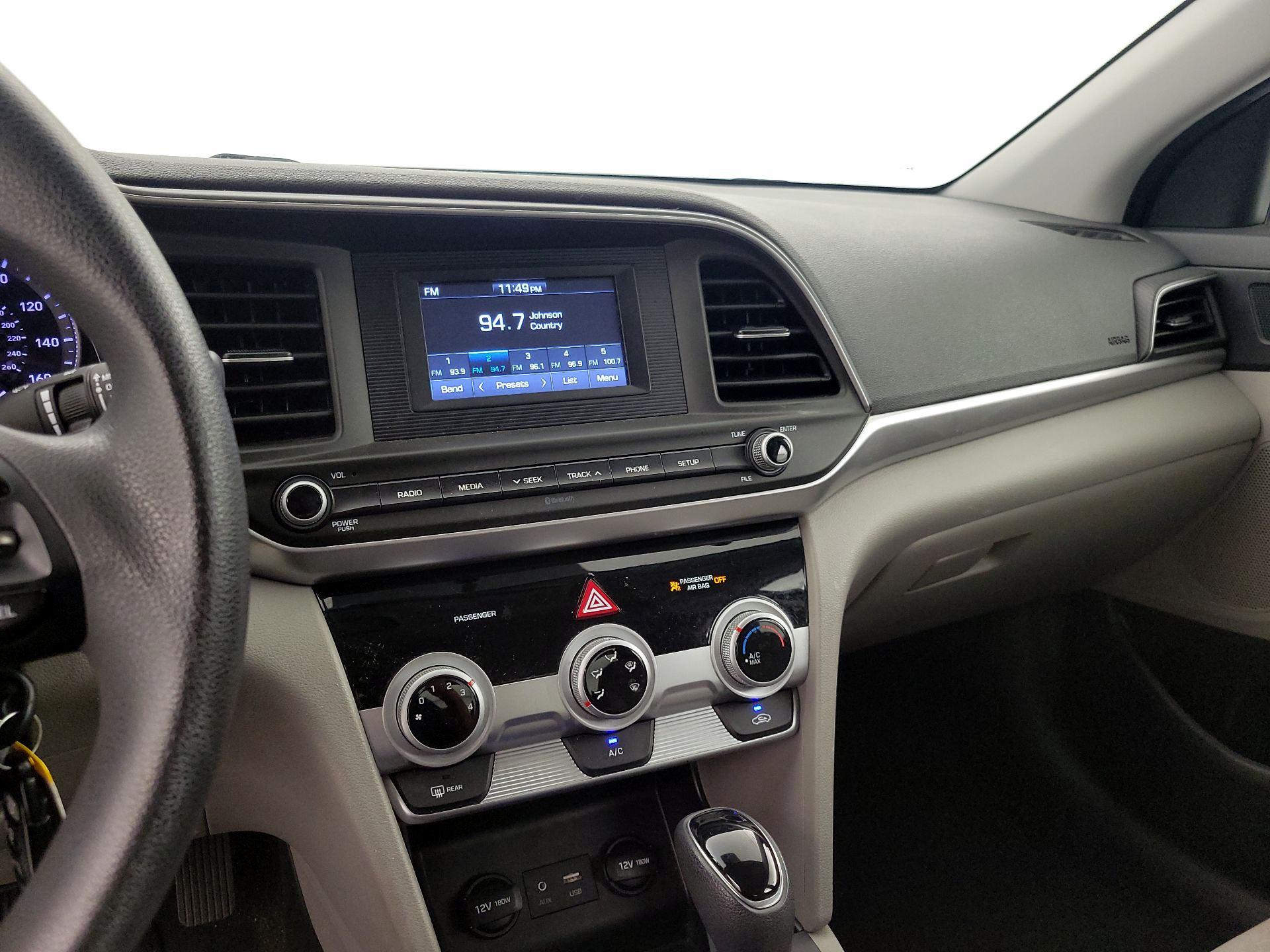 Thumbnail: 2019 Hyundai Elantra - 15