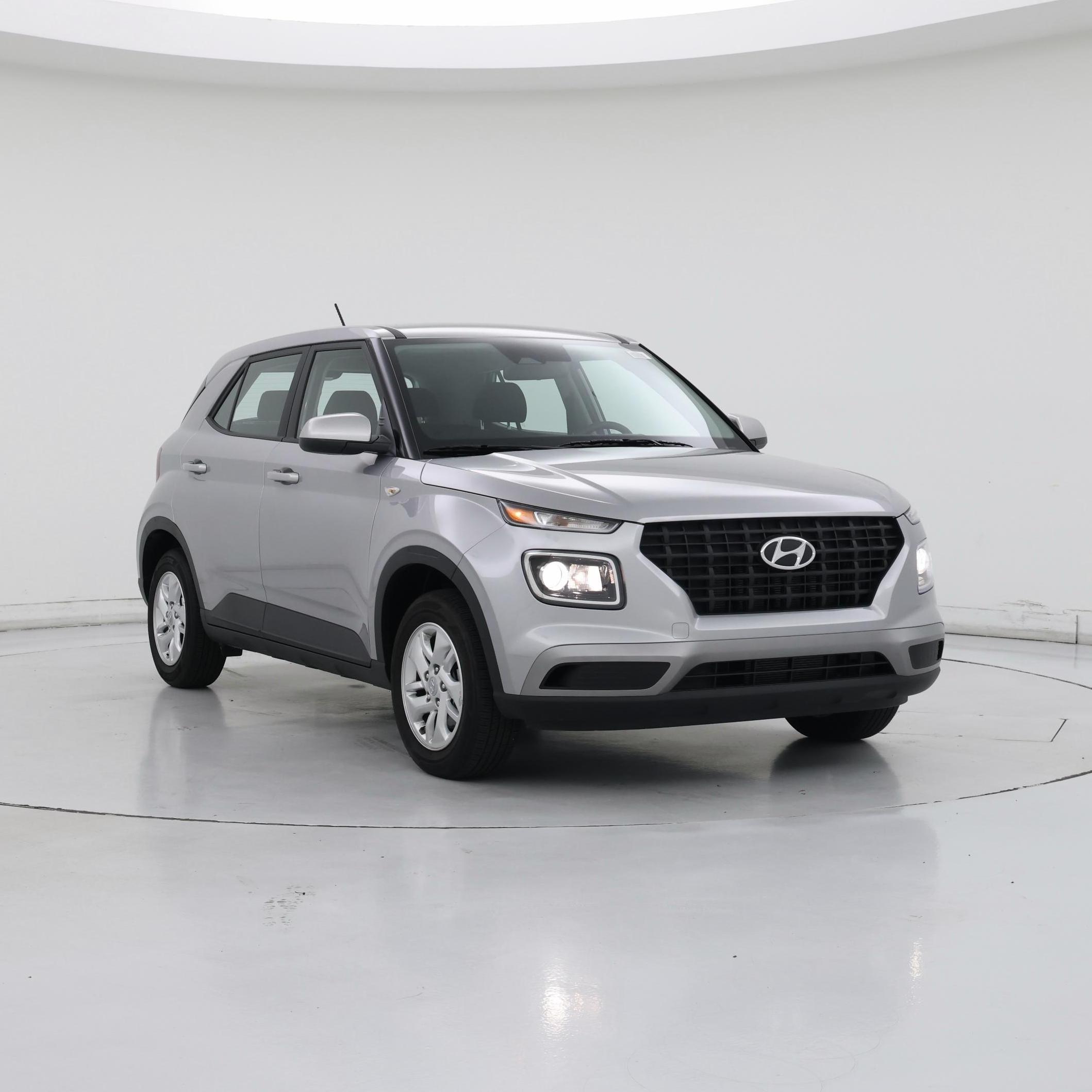 Silver 2026 Hyundai Venue SE FWD SUV / Crossover Front-Wheel Drive Automatic